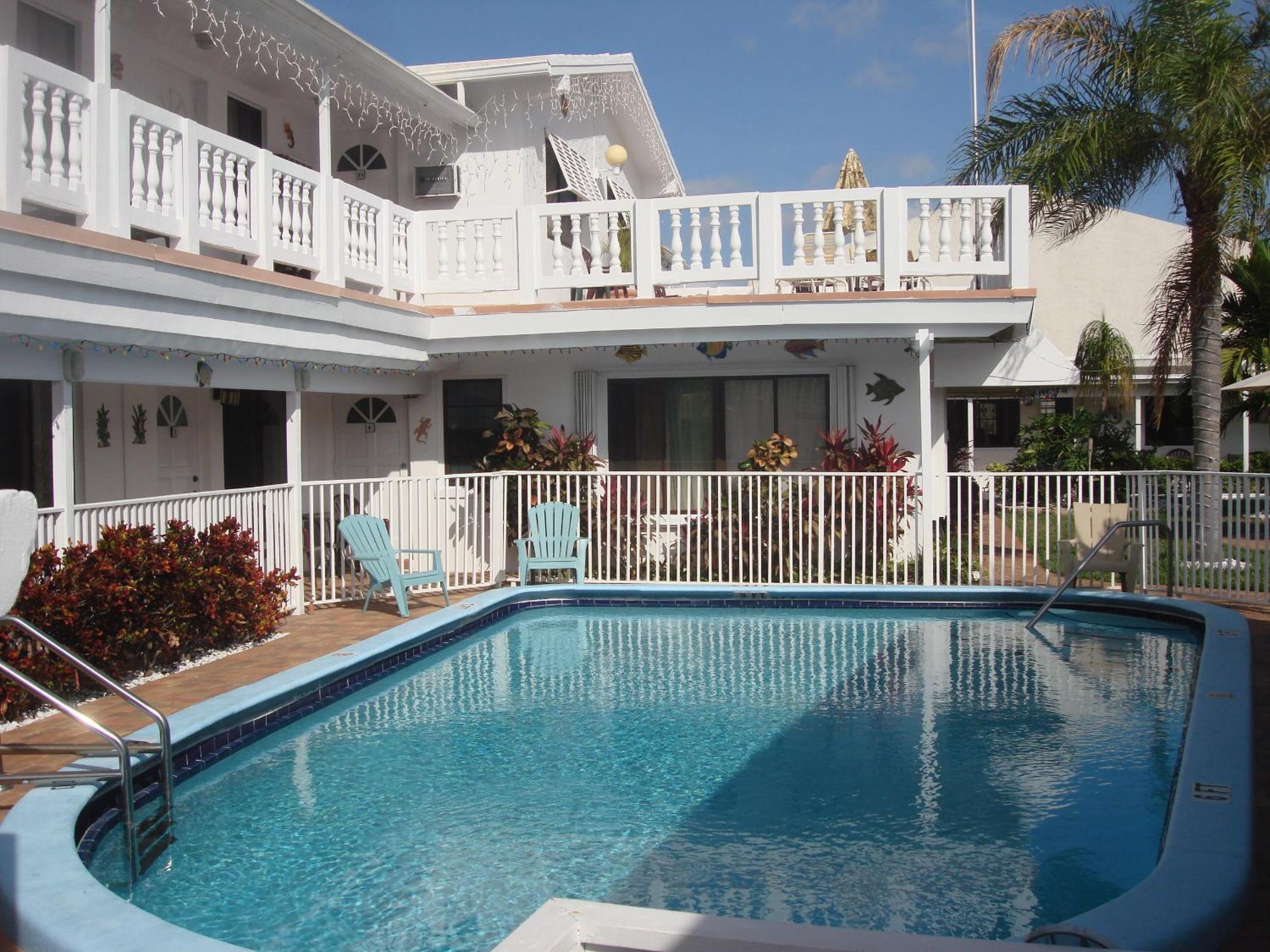 Breakaway Inn Guest House