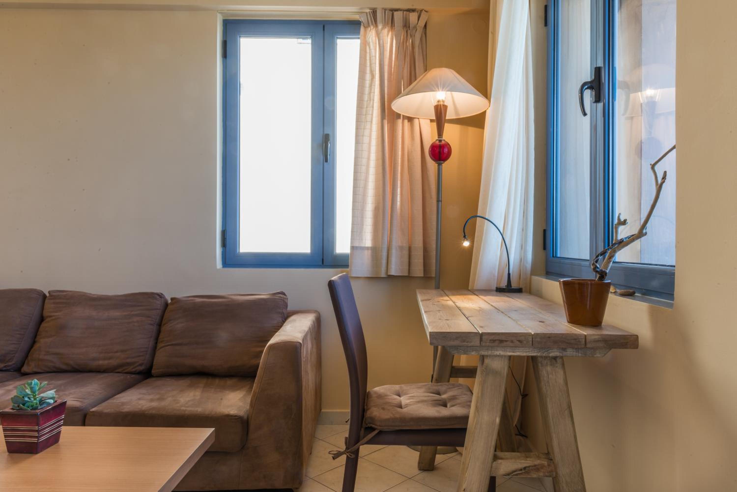 Nais Apartments & Studios view 3