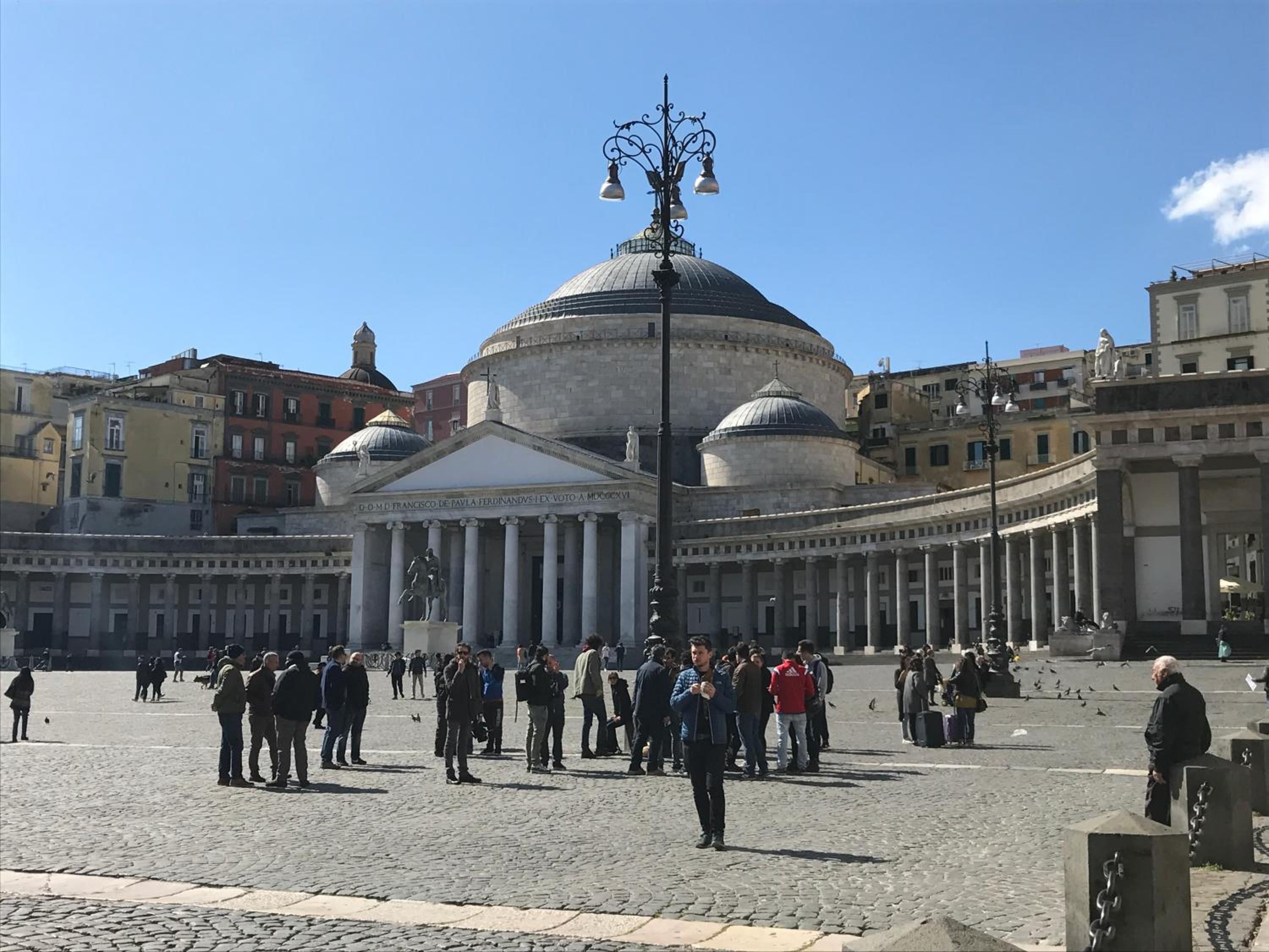 Magione Serra , dimora partenopea
