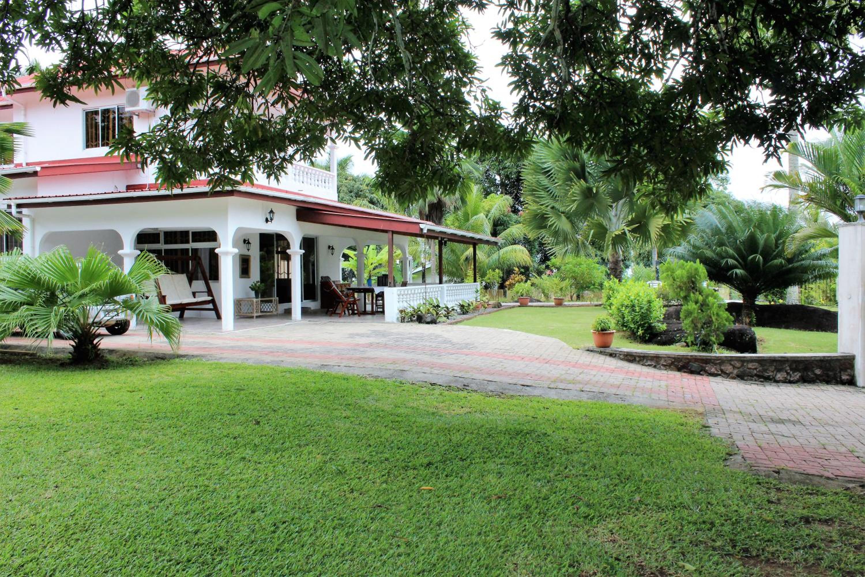 The Orchard Holiday Home