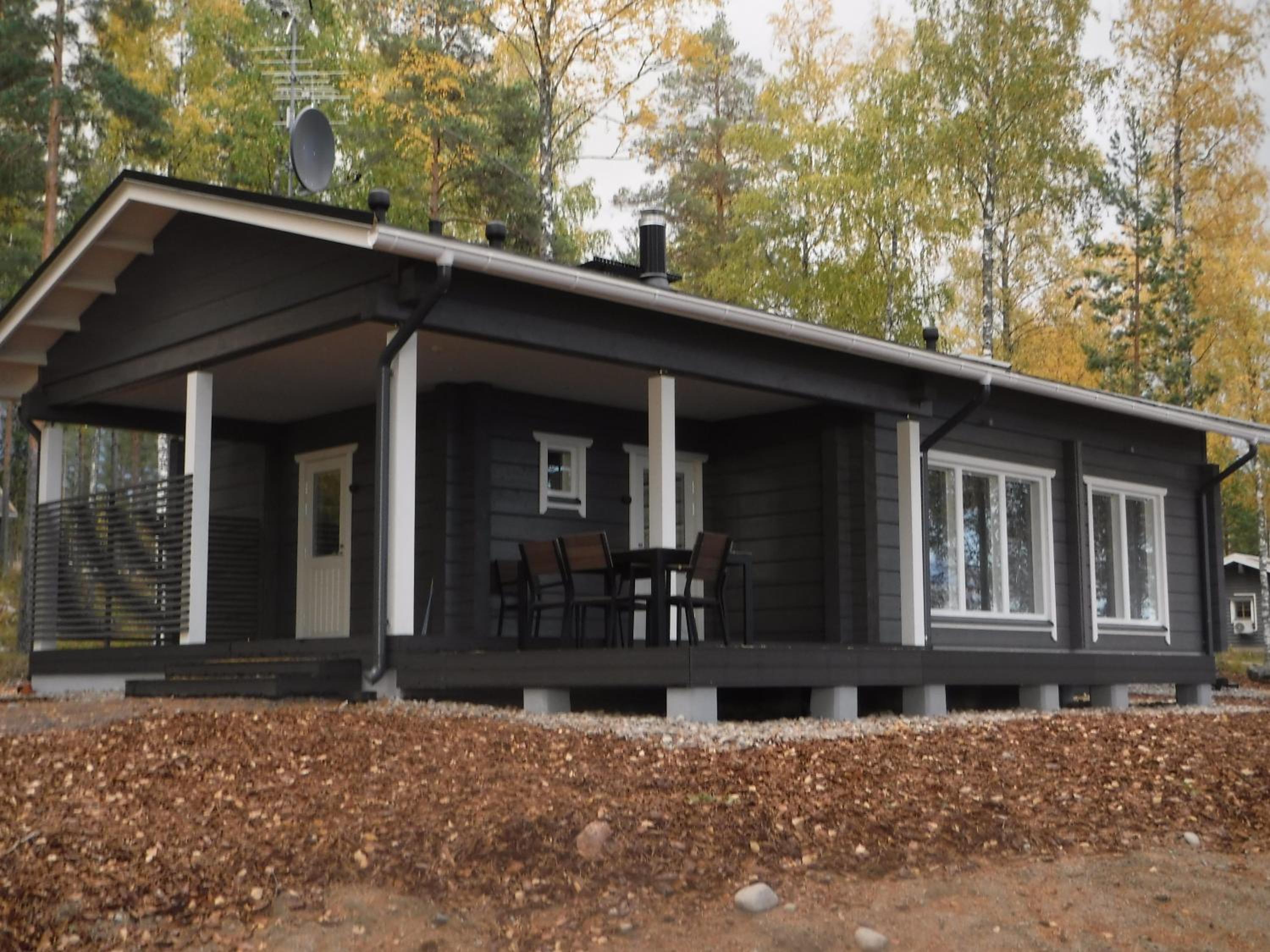 Lakeside Cottages