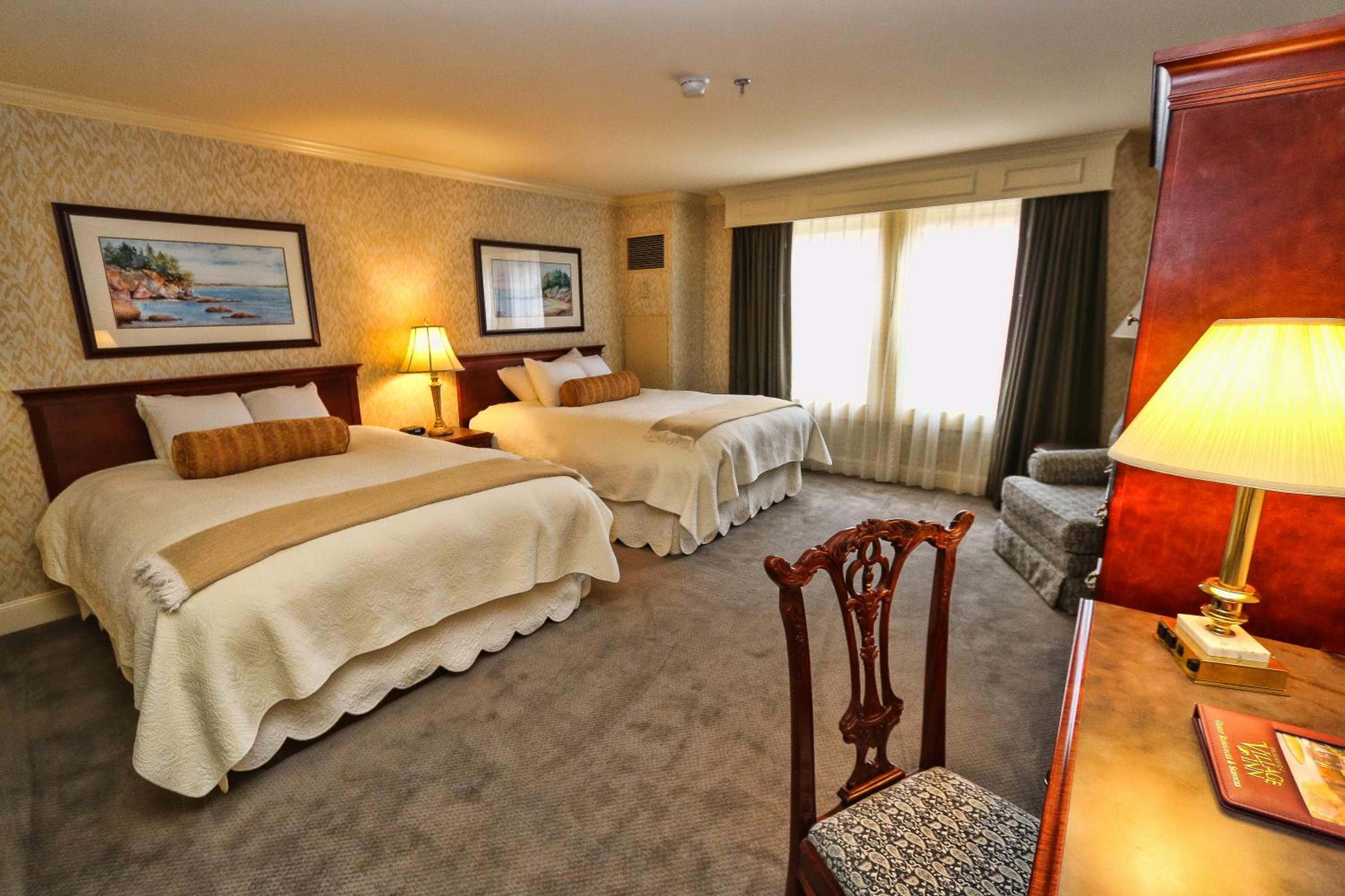 Fairhaven Village Inn