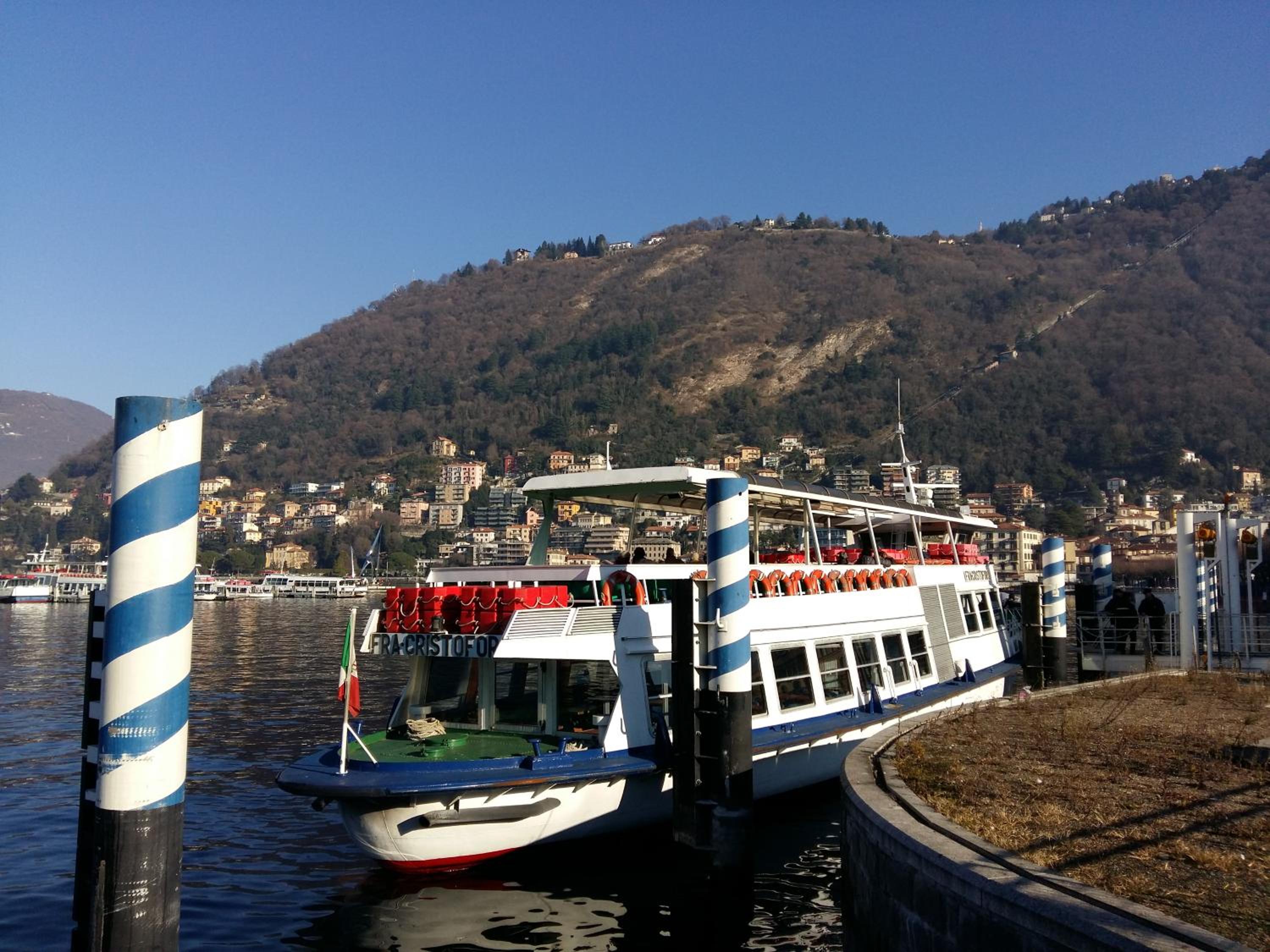 Le Mura di Como con parcheggio view 4