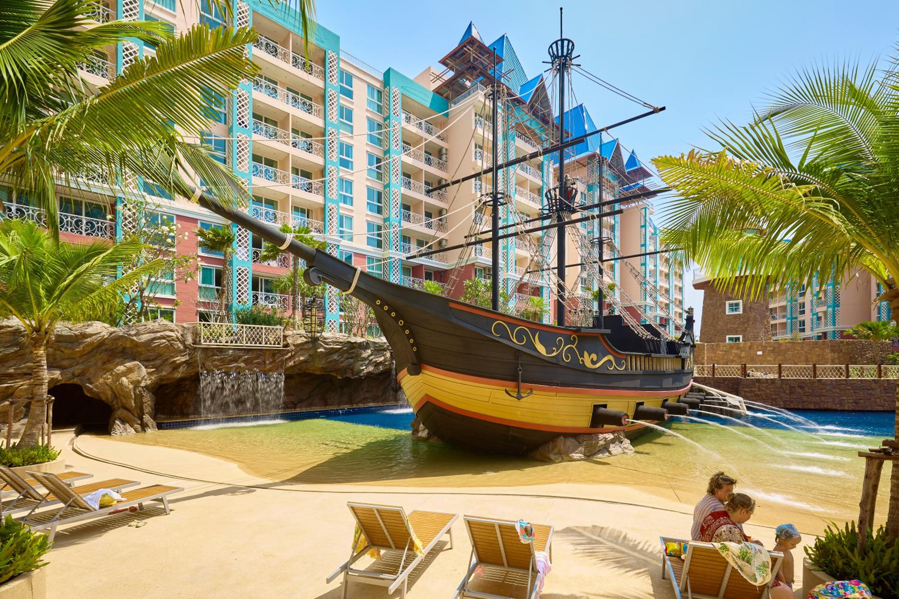 Grand Carribean by Tech view 4