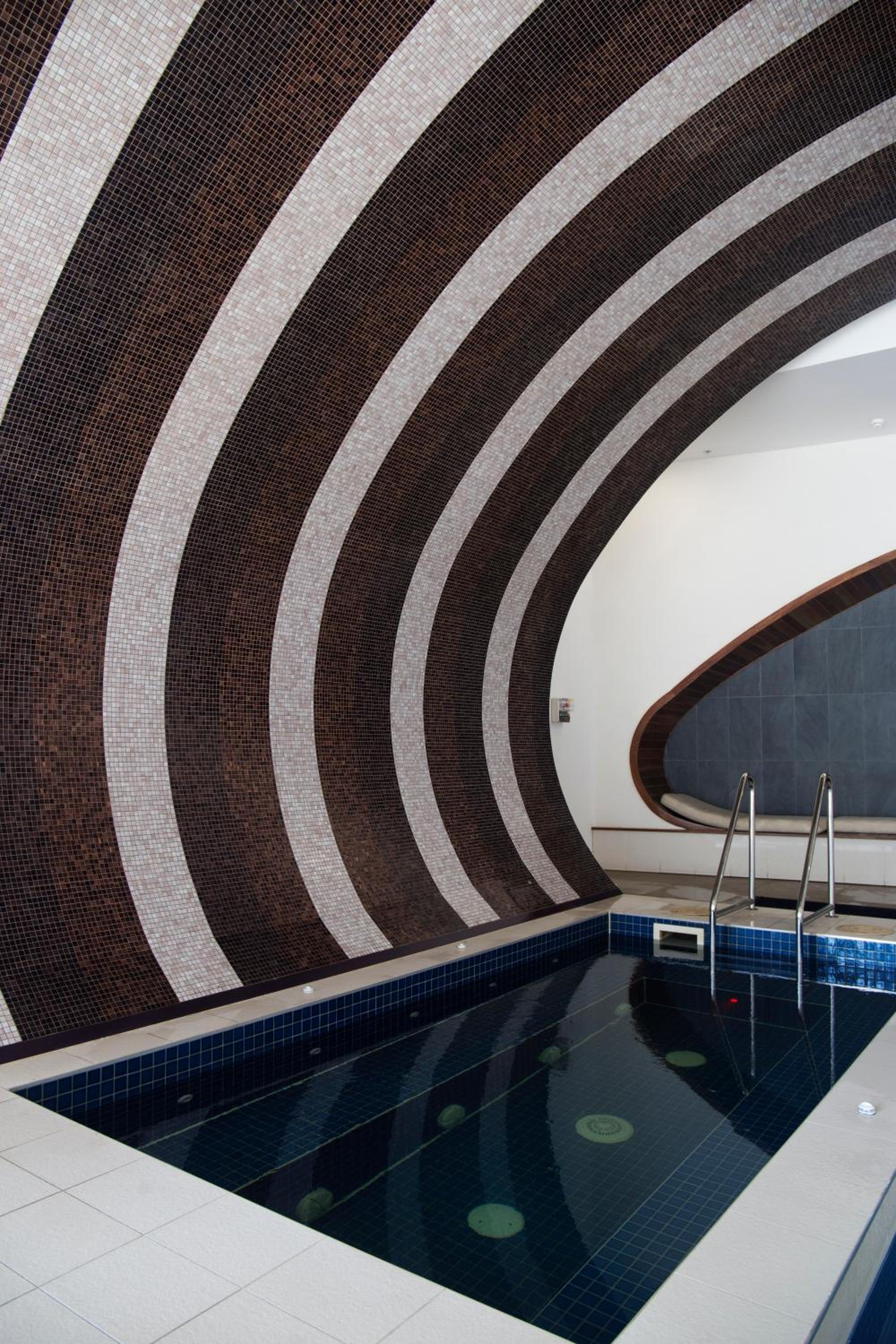 Amazing Accommodations: Vogue