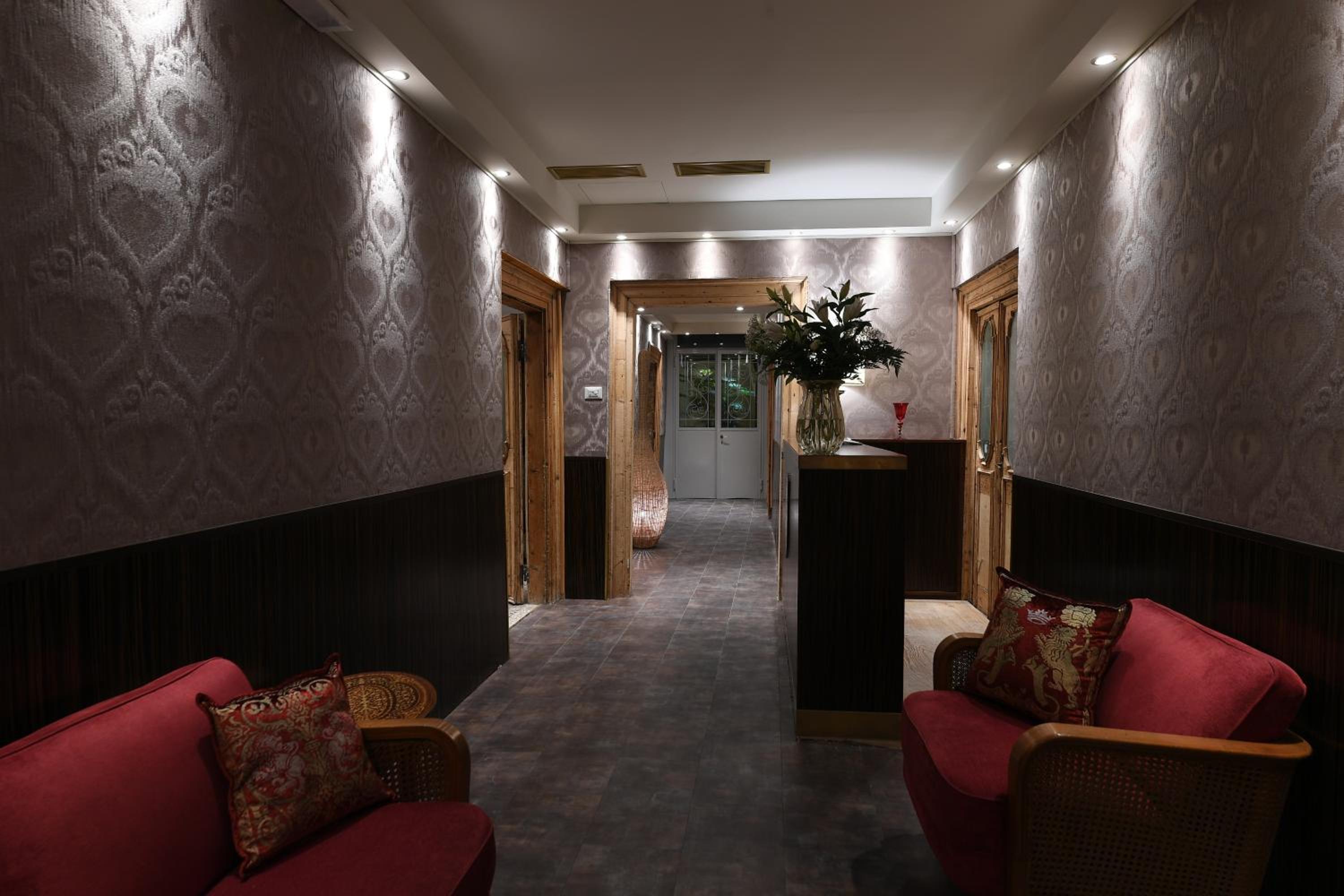 Locanda Leon Bianco on the Grand Canal
