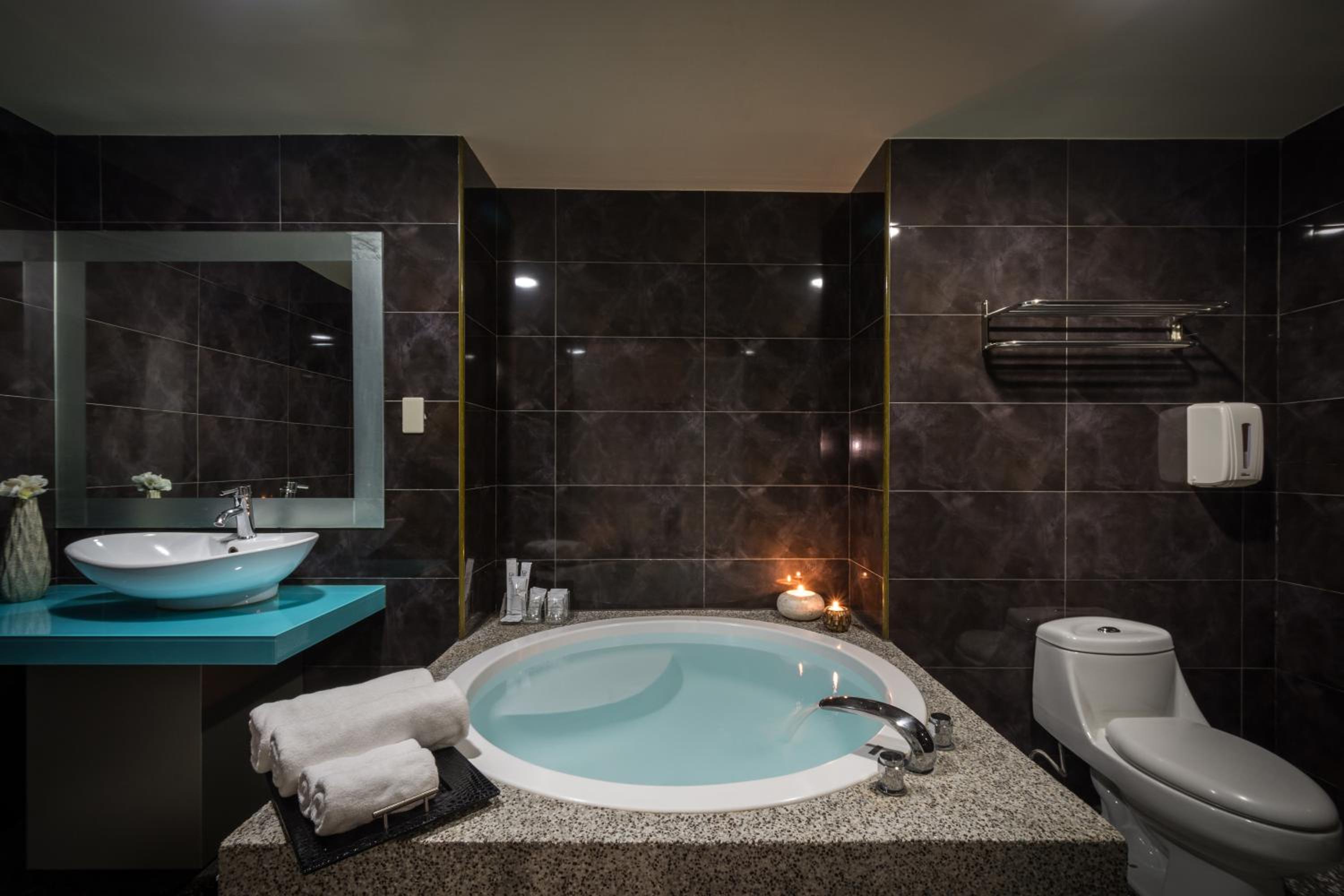 Urbanone Hotel