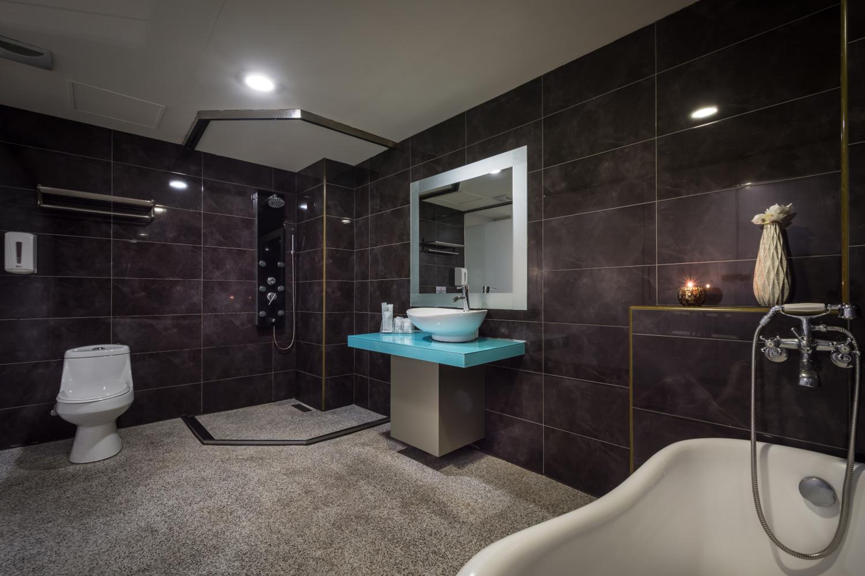Urbanone Hotel