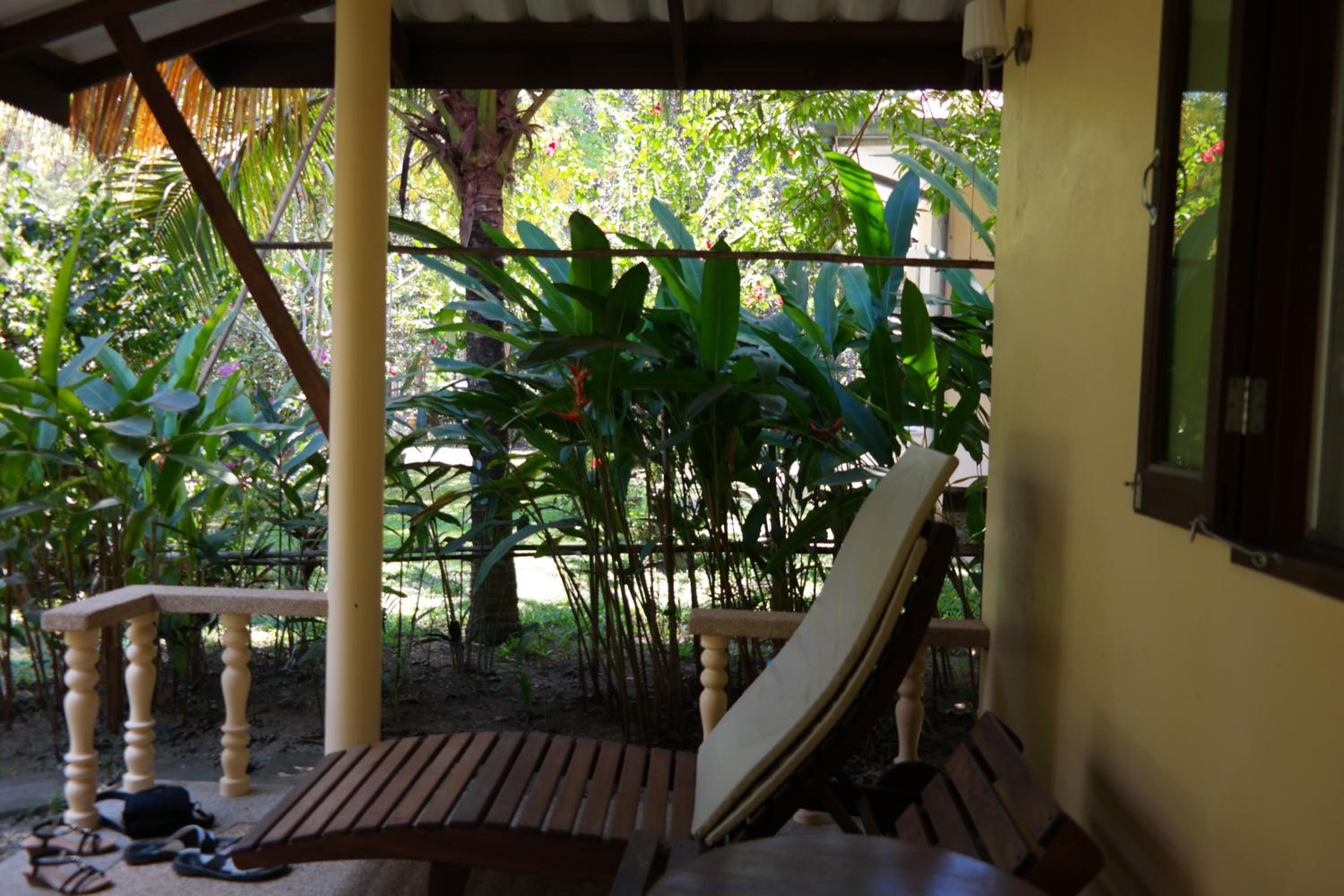 Lake View Bungalows