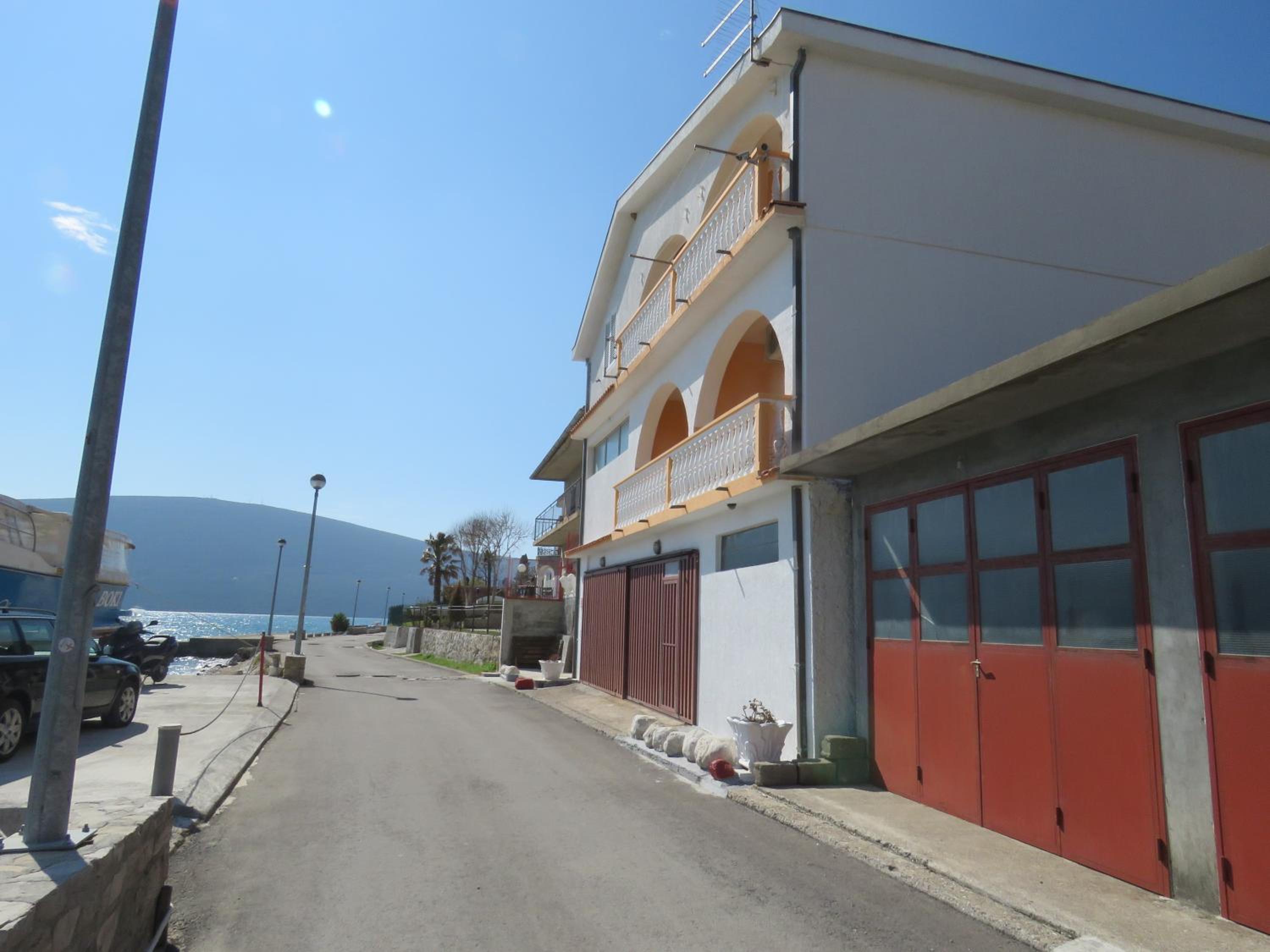 Stan Apatman Mirela view 4