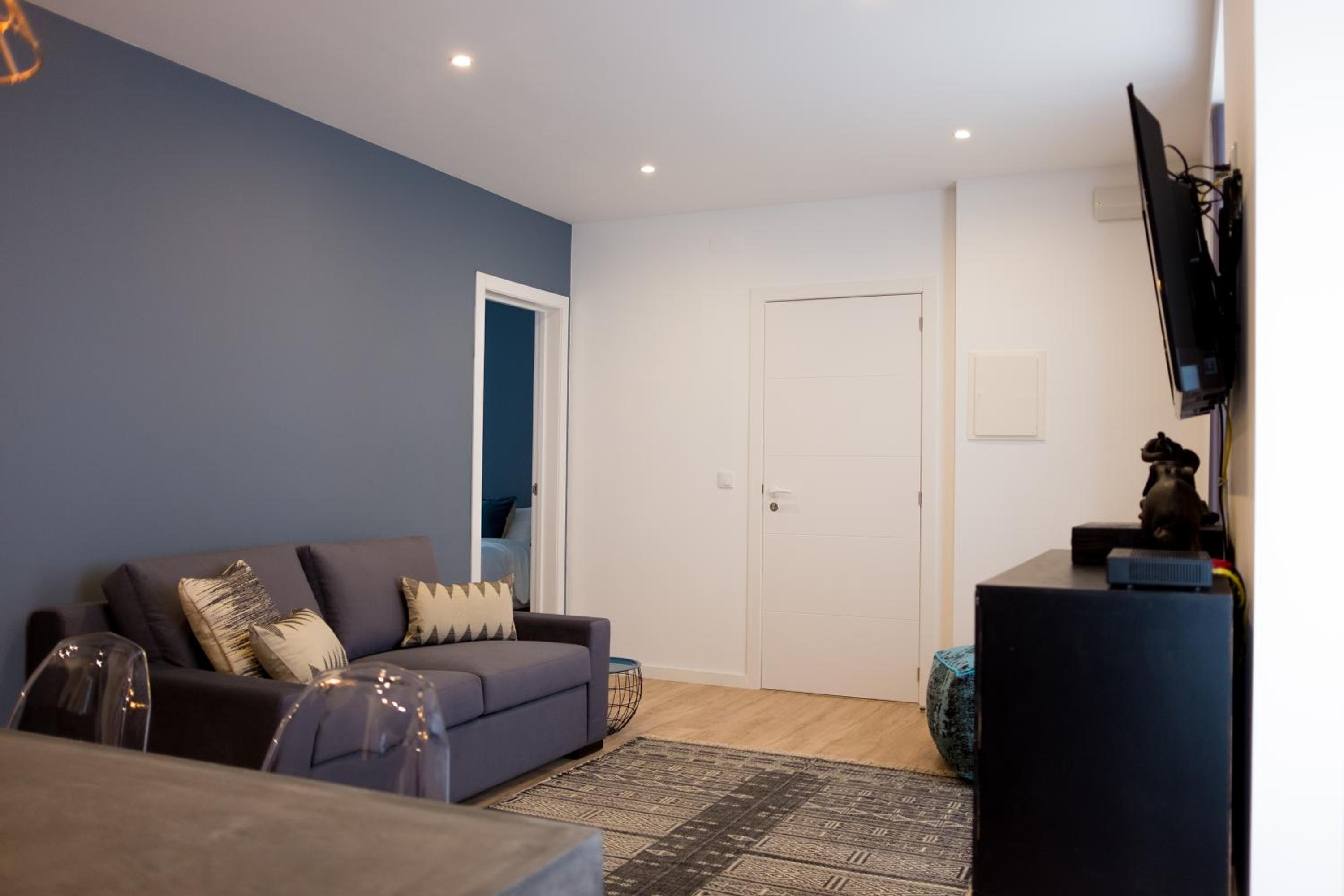 Ocean Center Apartments
