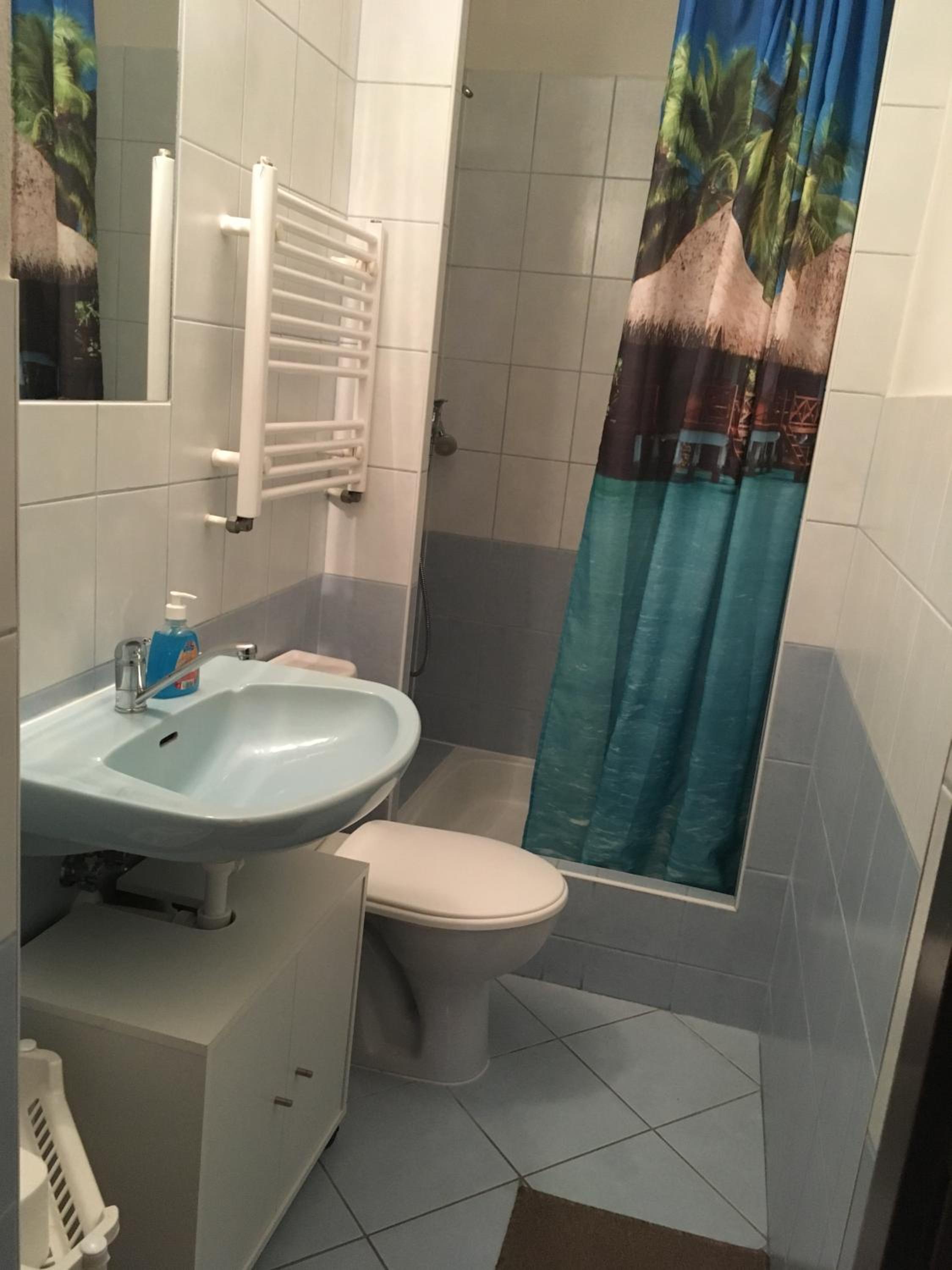 Photo 32