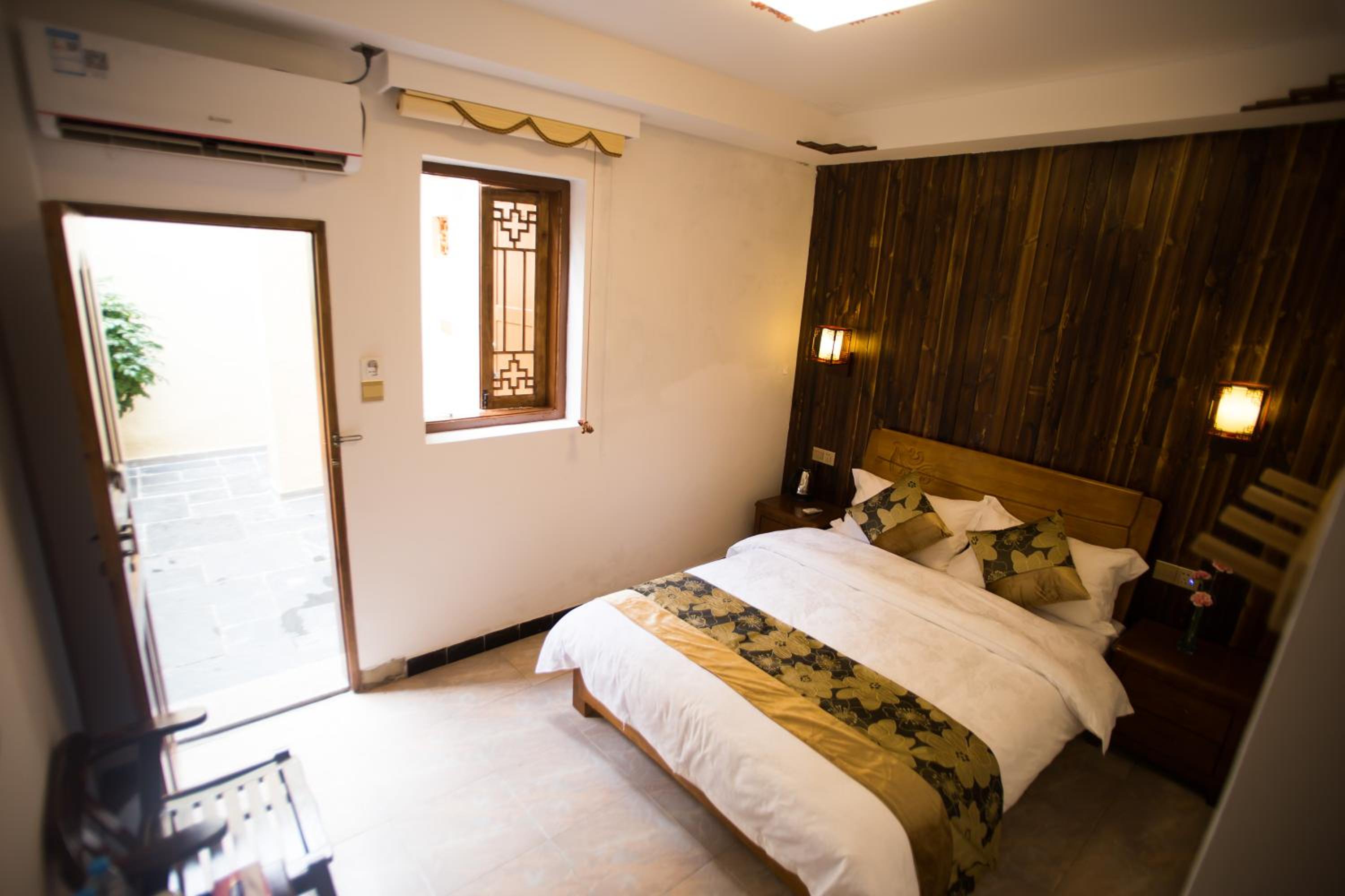 Chaozhou Hello Inn