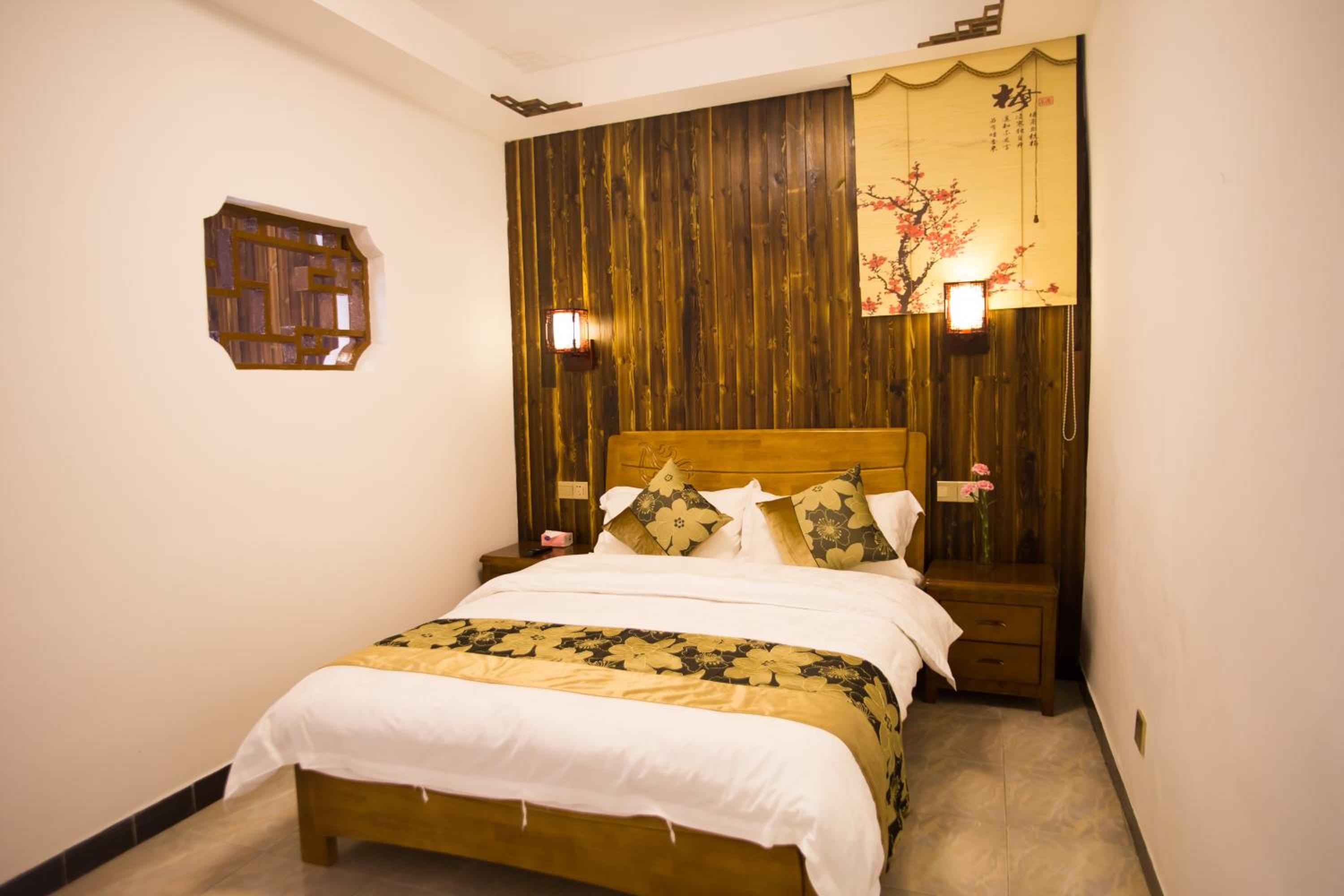 Chaozhou Hello Inn