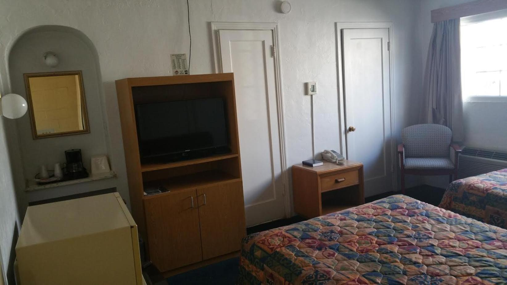 San Joaquin Motel