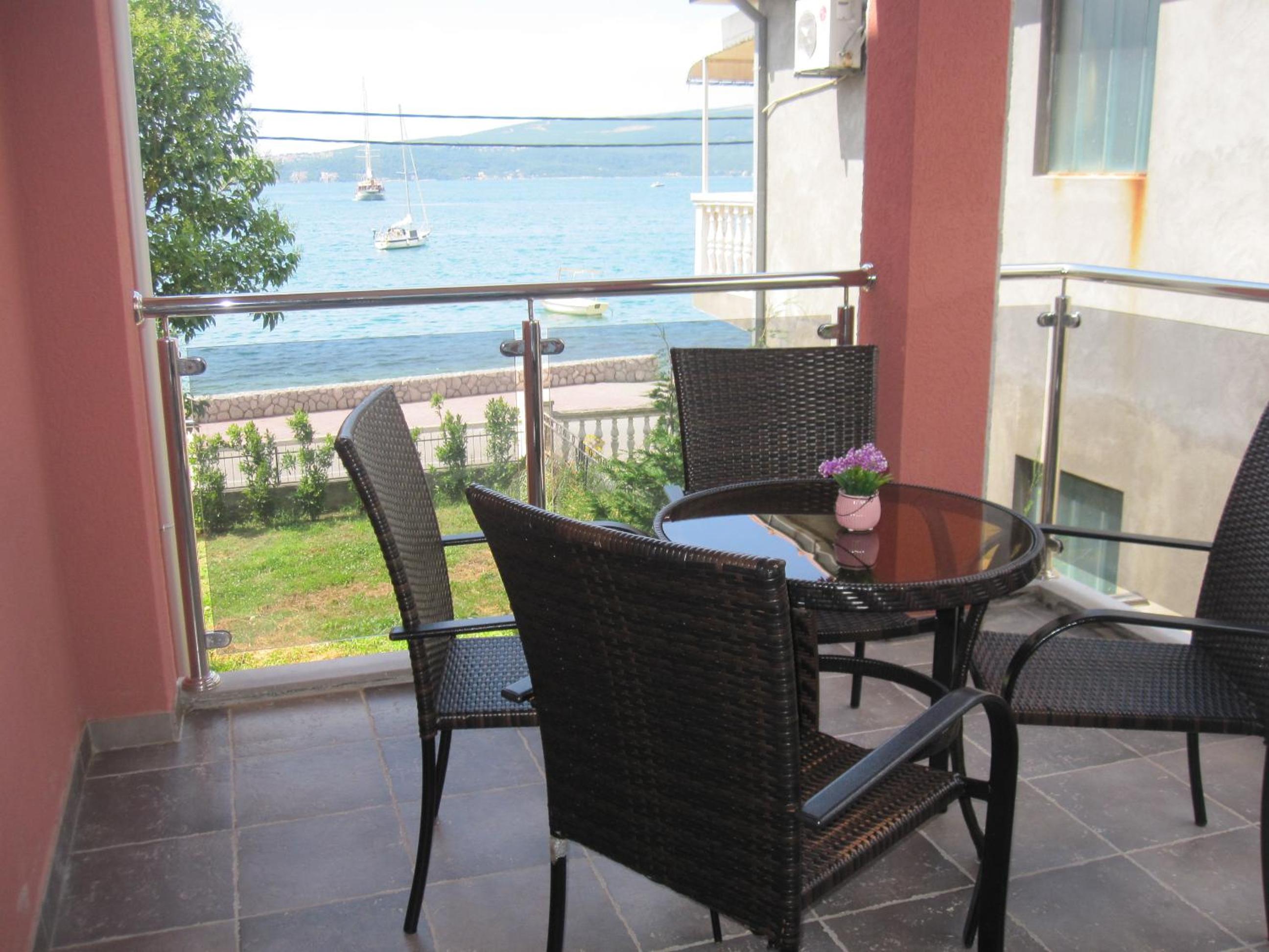 Apartments Delfin
