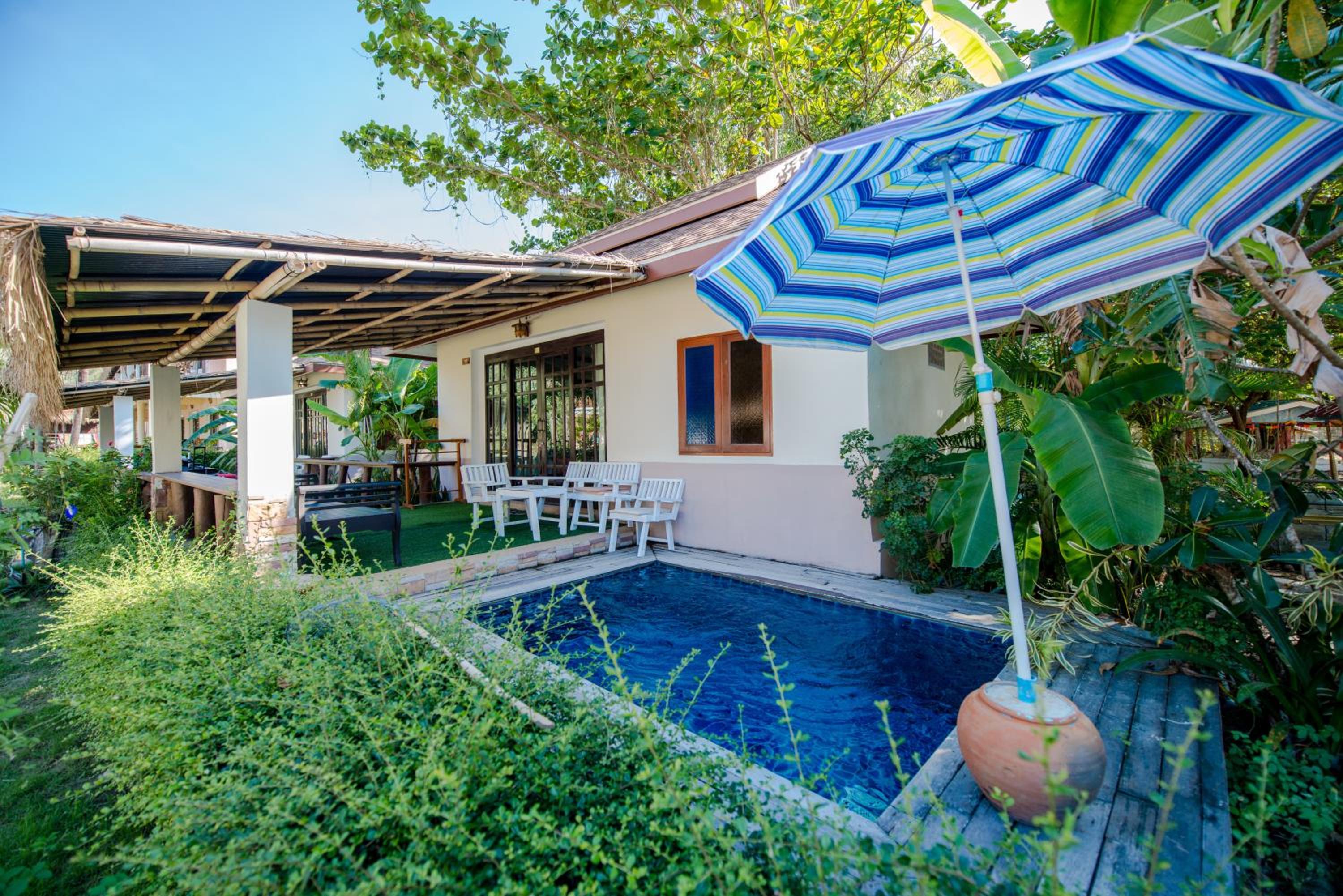 Banana Beach Resort
