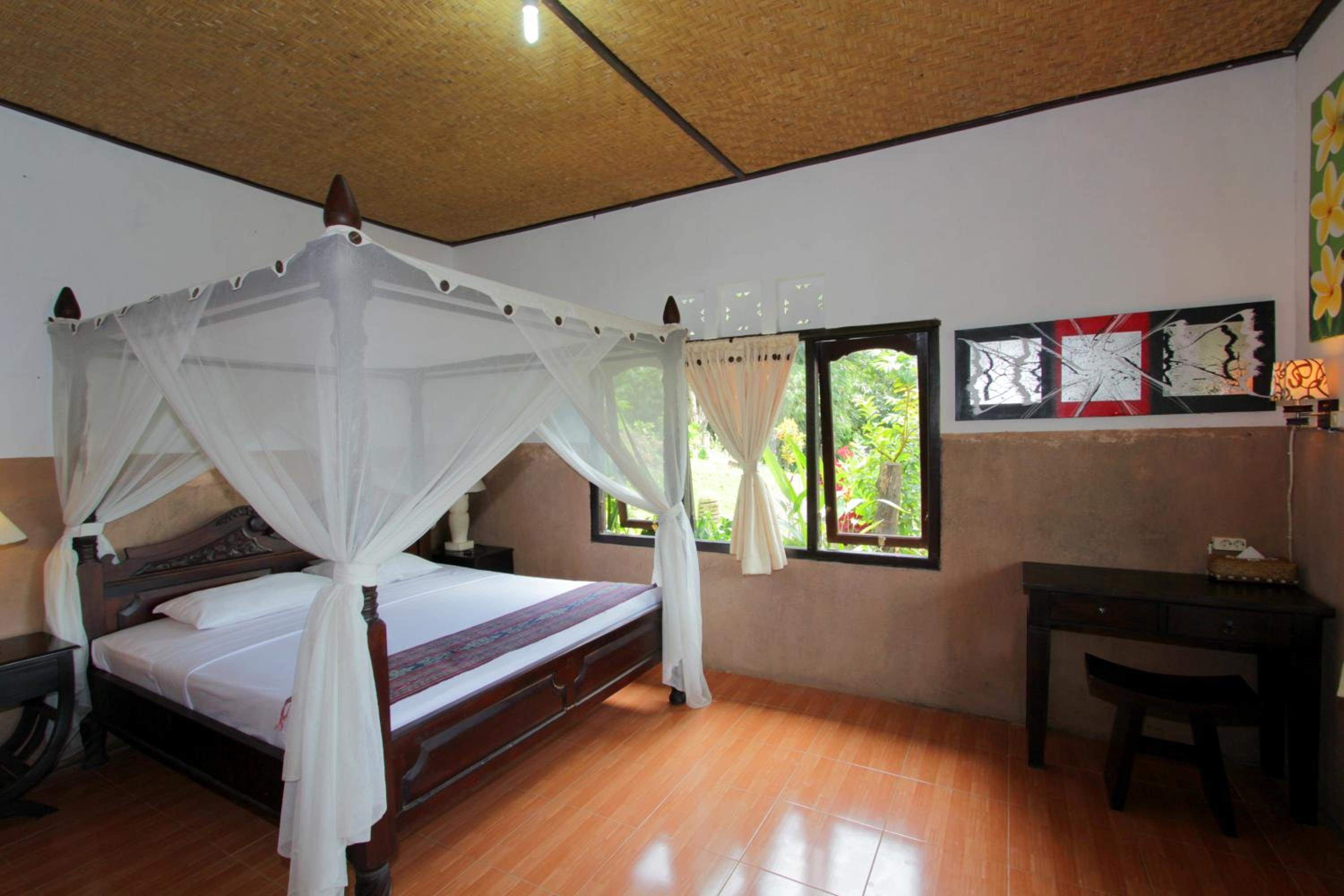 Melanting Cottages
