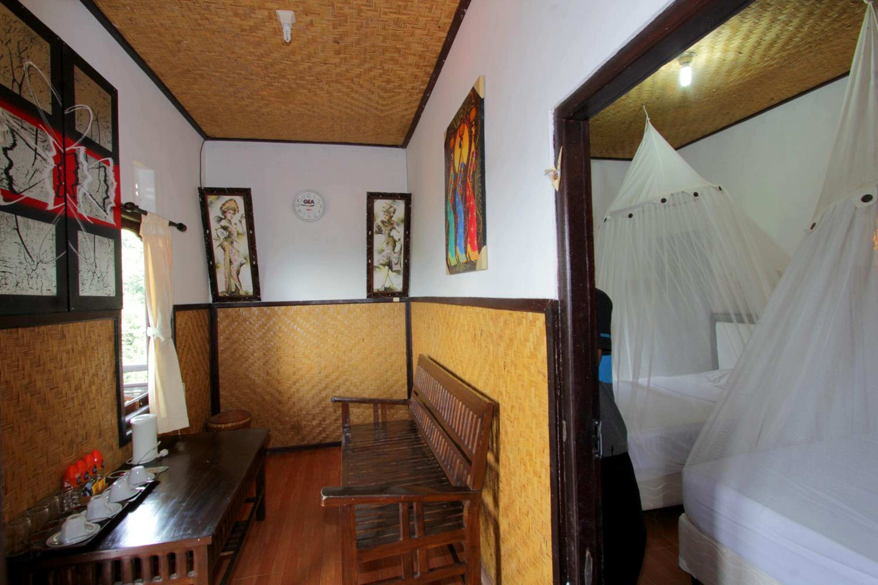 Melanting Cottages