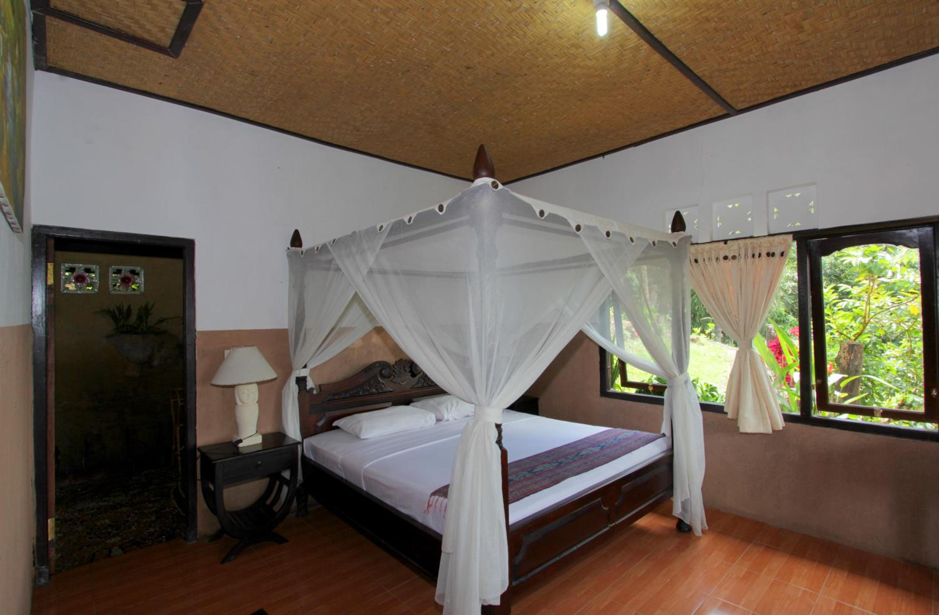 Melanting Cottages