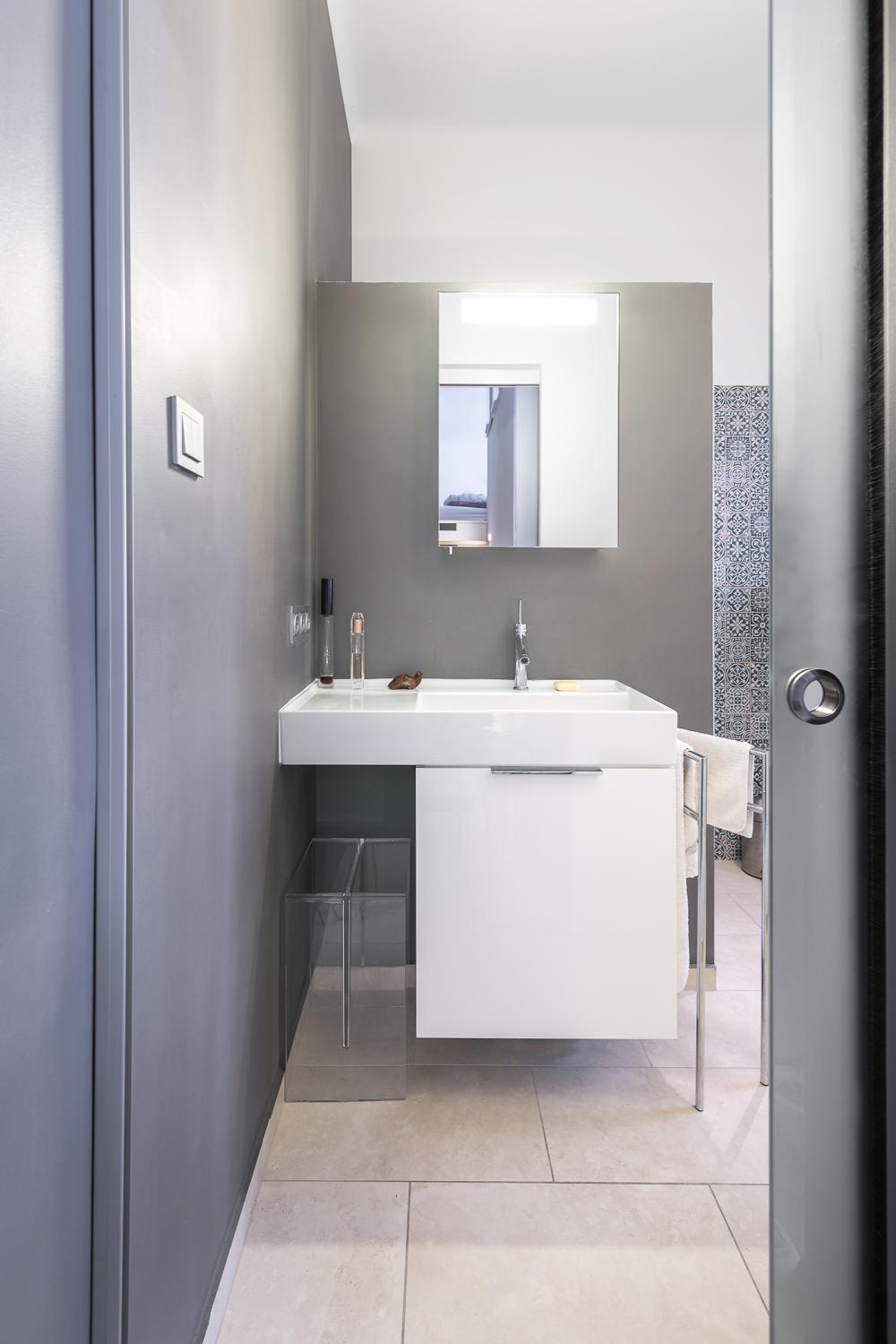 Elegant Apartment view 4