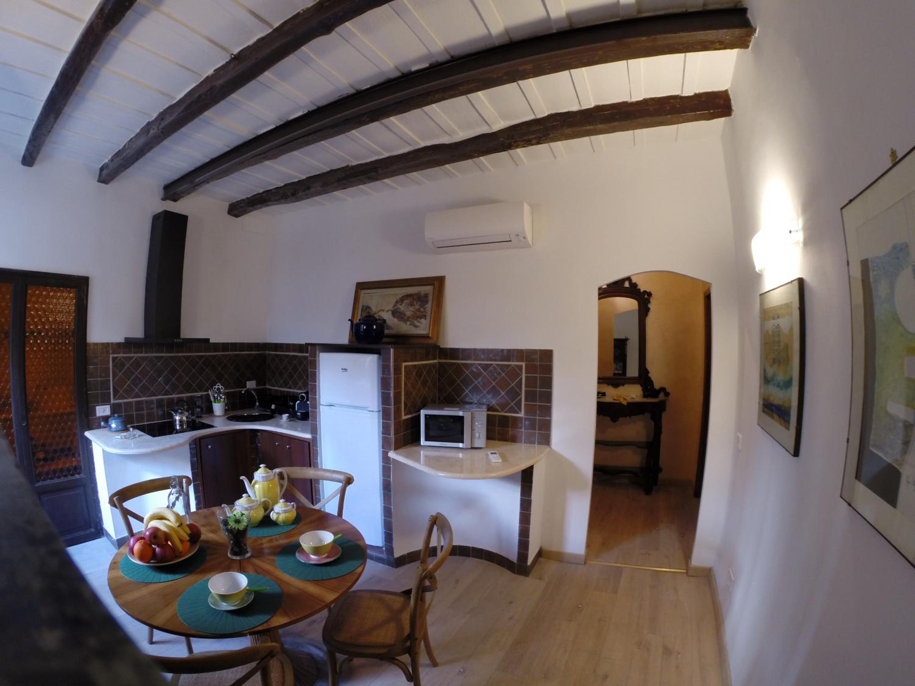 Pantheon Old Suite