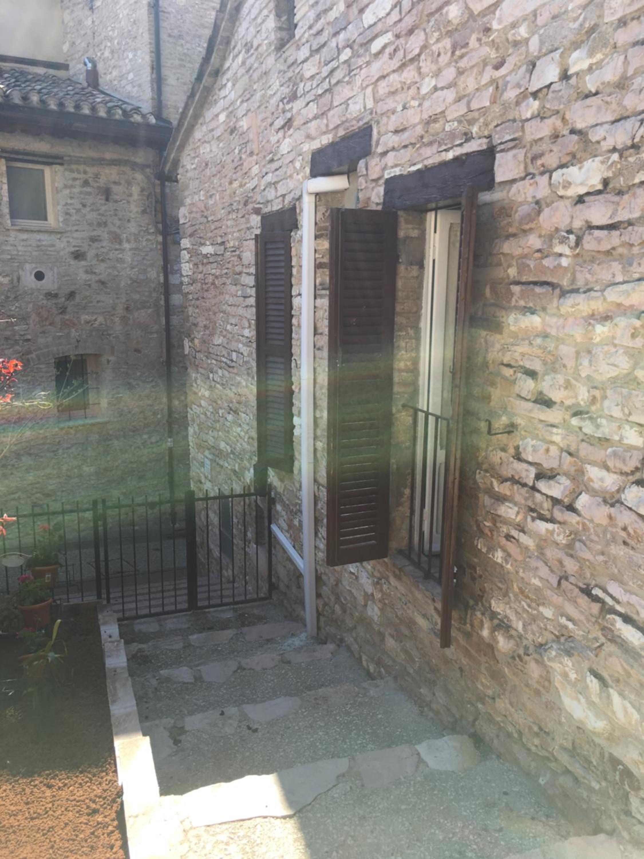 Photo 181
