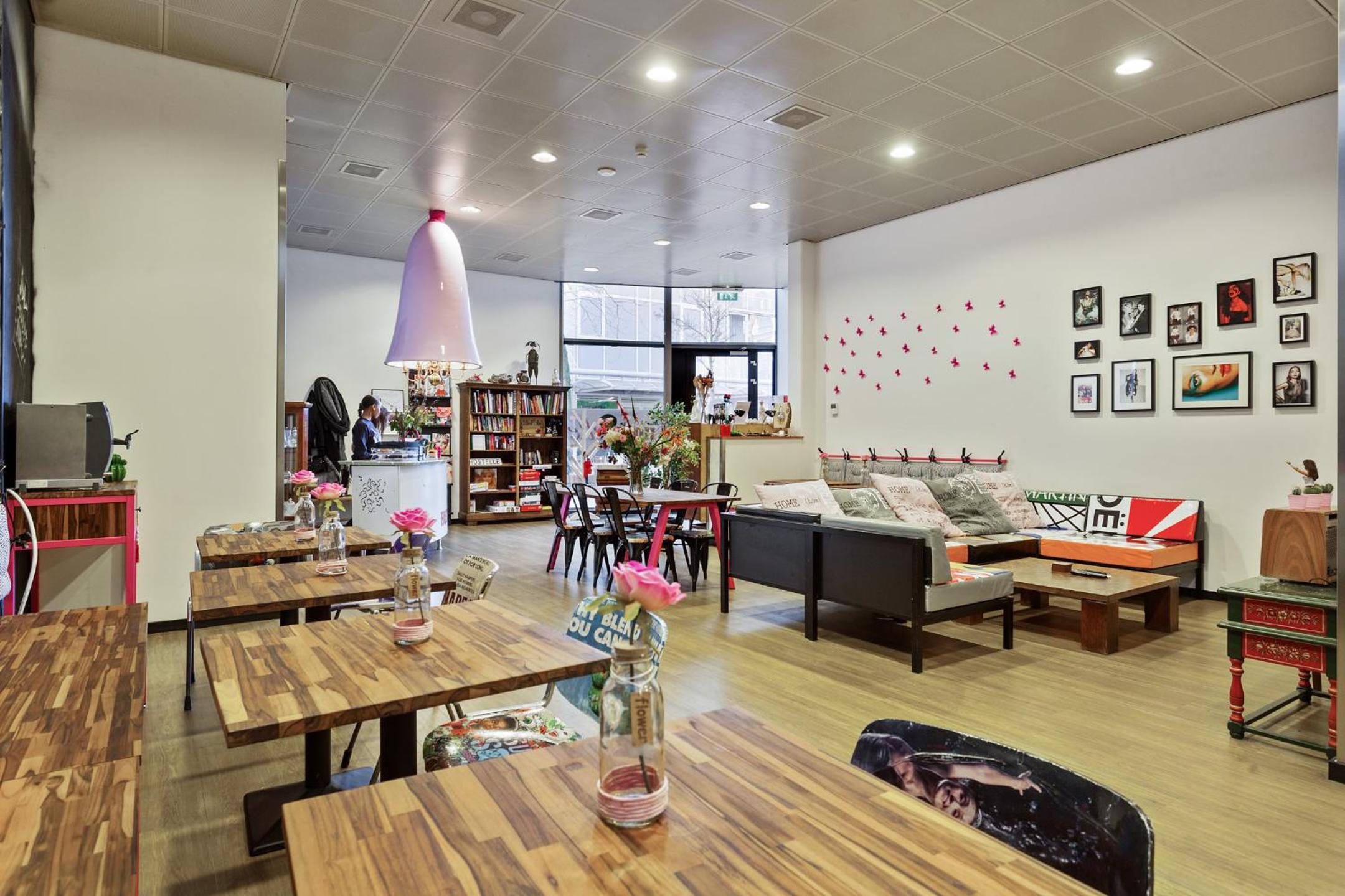 Hostelle - women only hostel Amsterdam