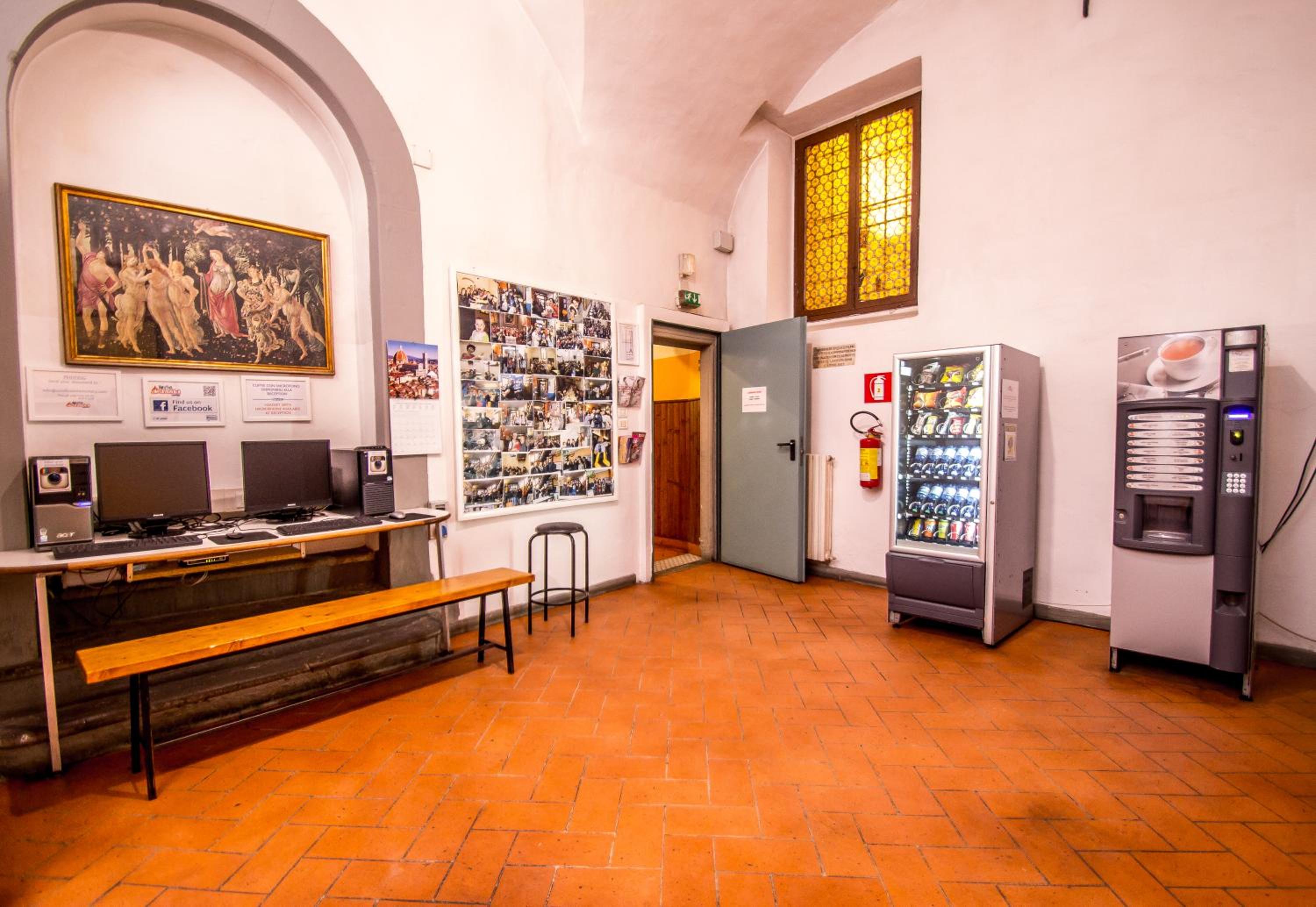 Hostel Santa Monaca
