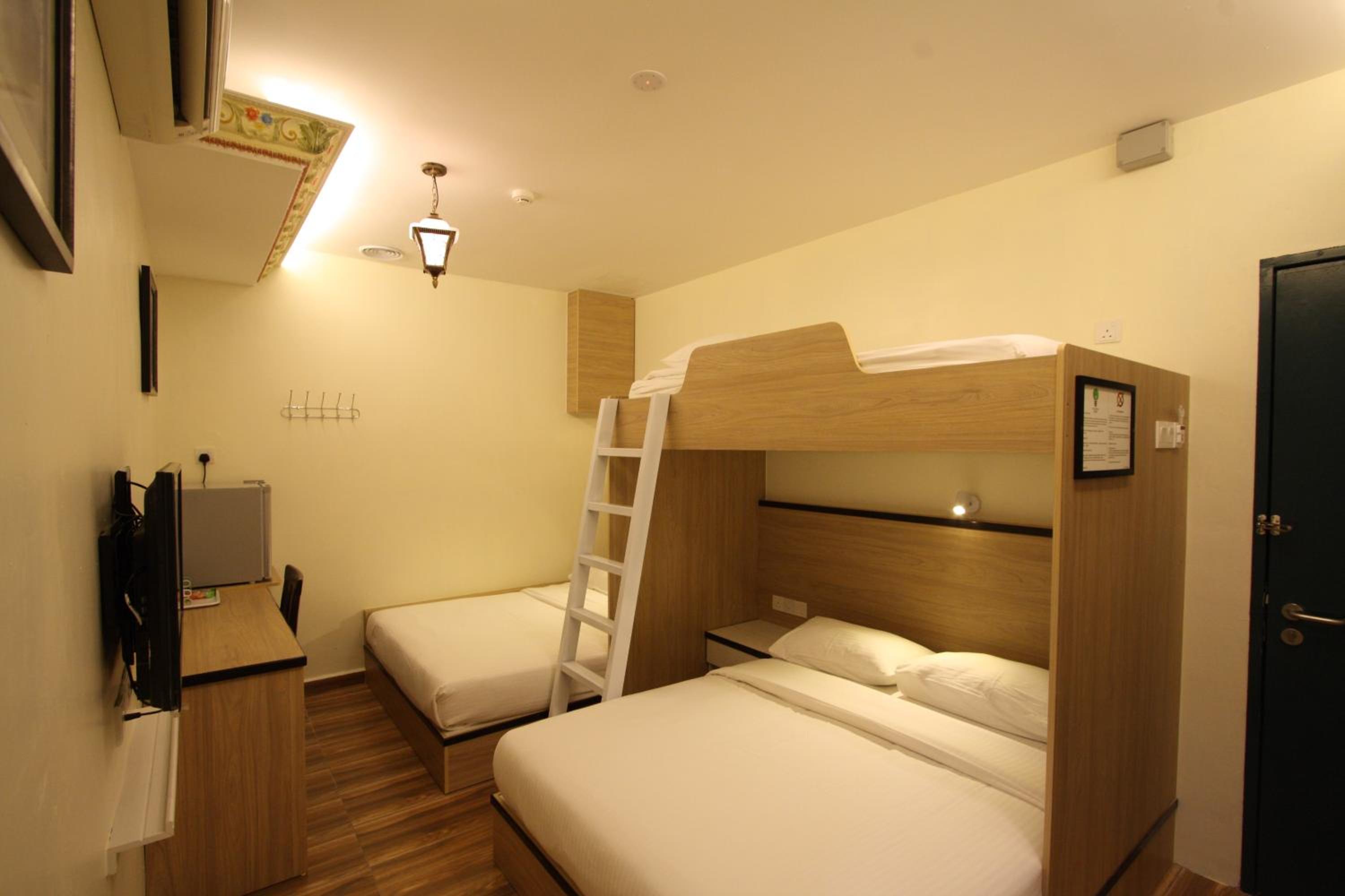 Shamrock Guest House II