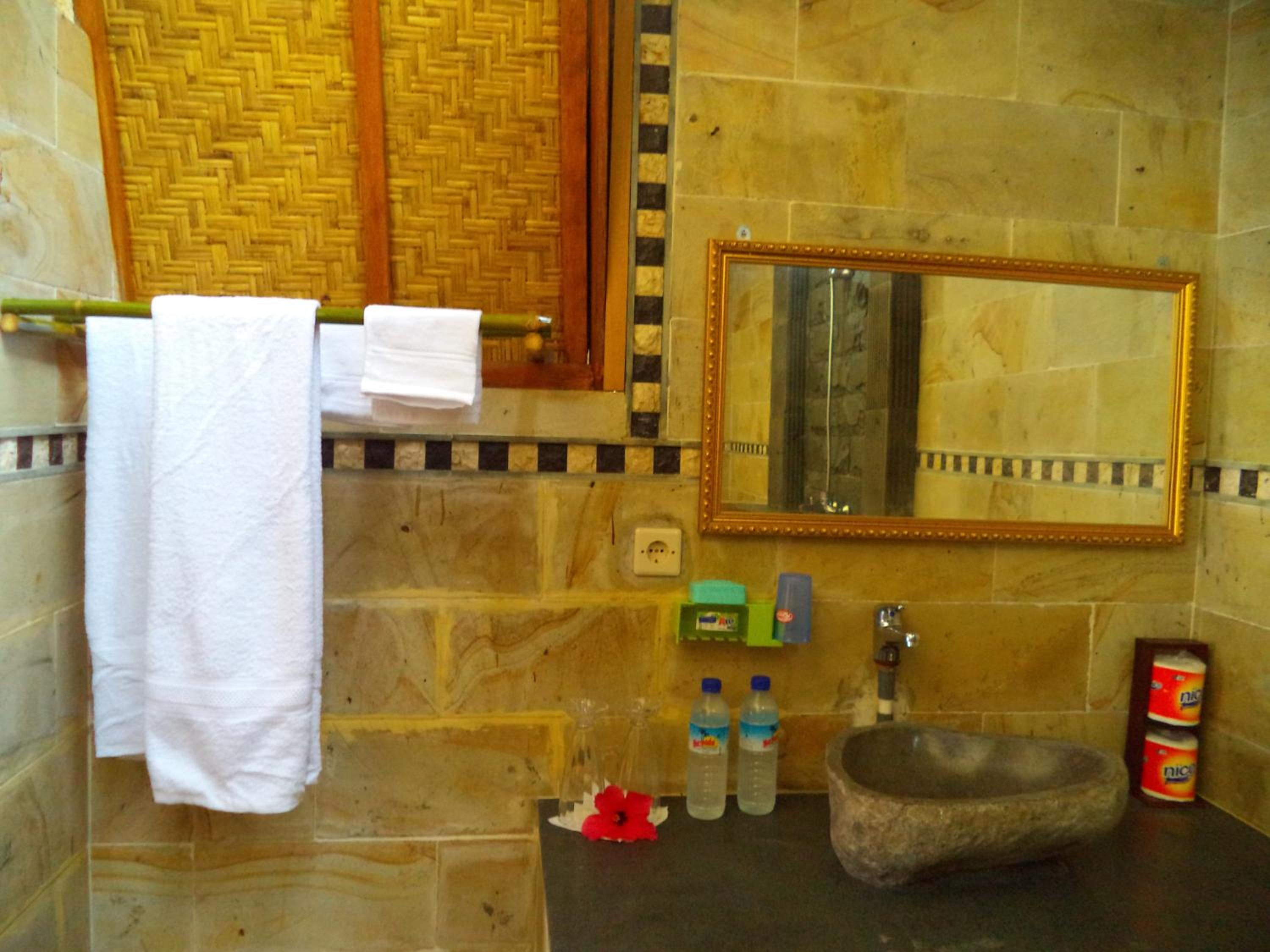 Photo 28