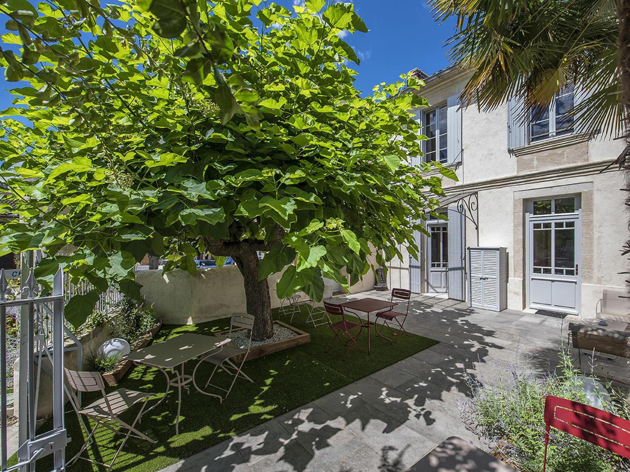 La Sauternaise, luxury Boutique B&B view 2