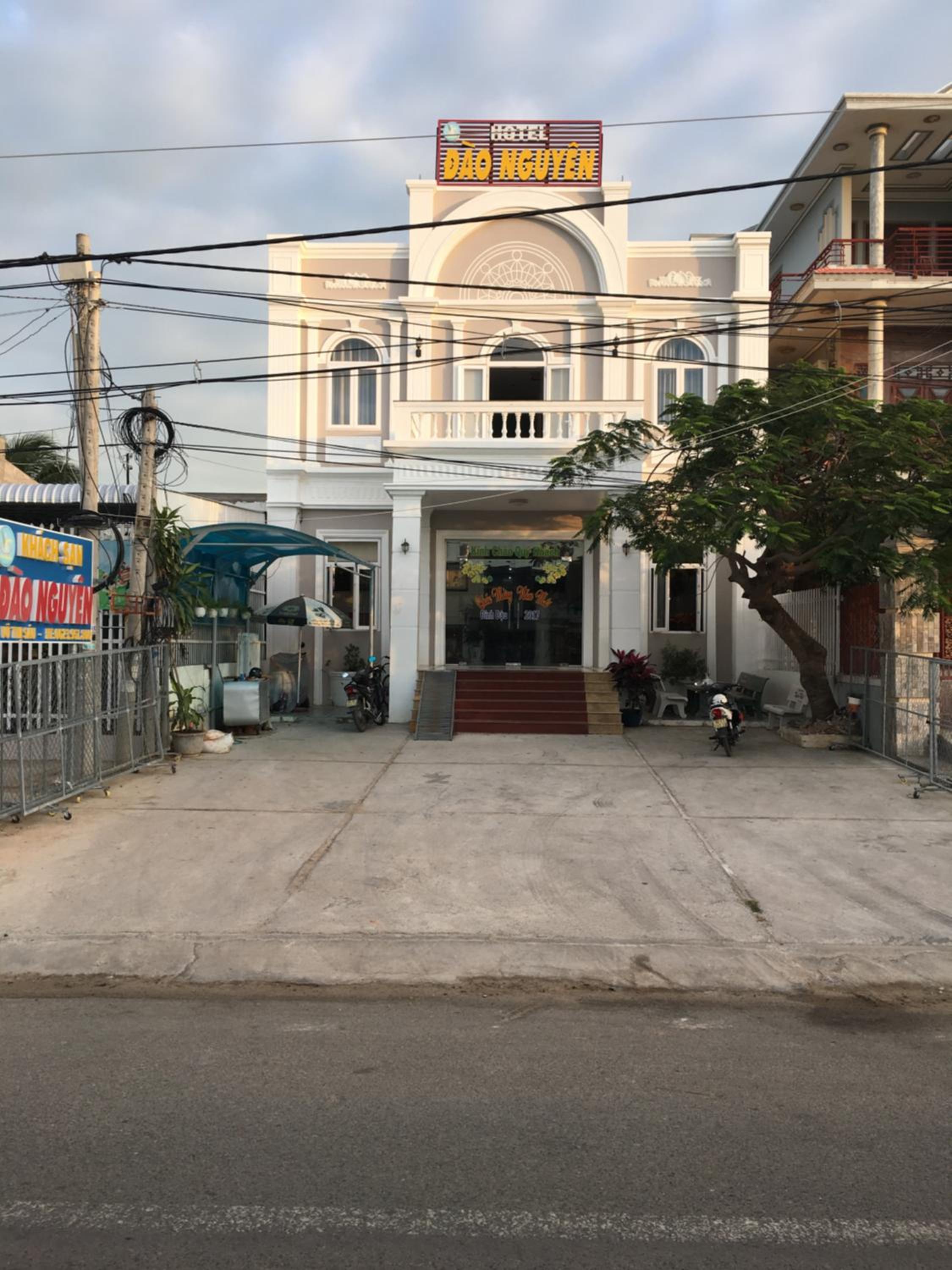 Khách Sạn Đào Nguyên