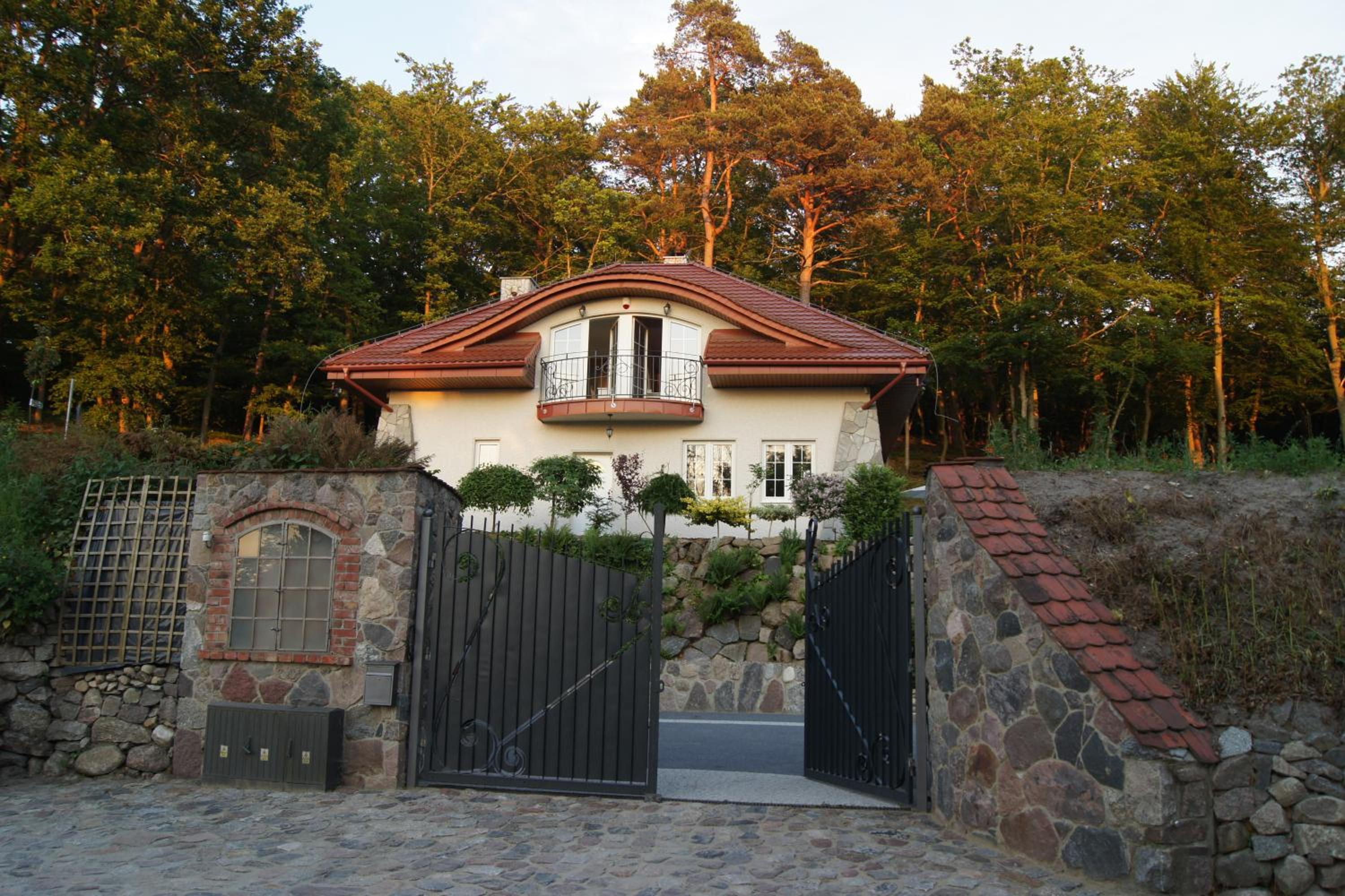 Photo 33