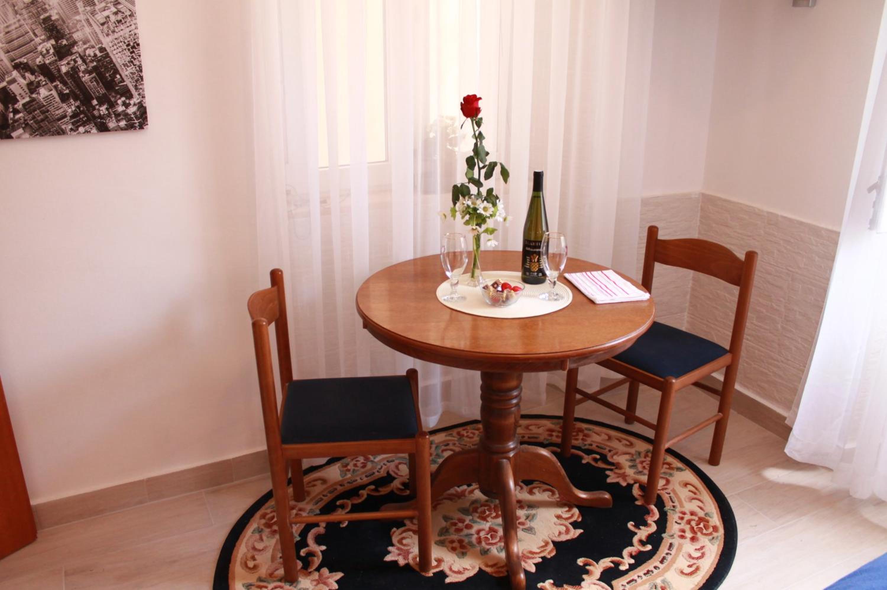 Apartments Nerio