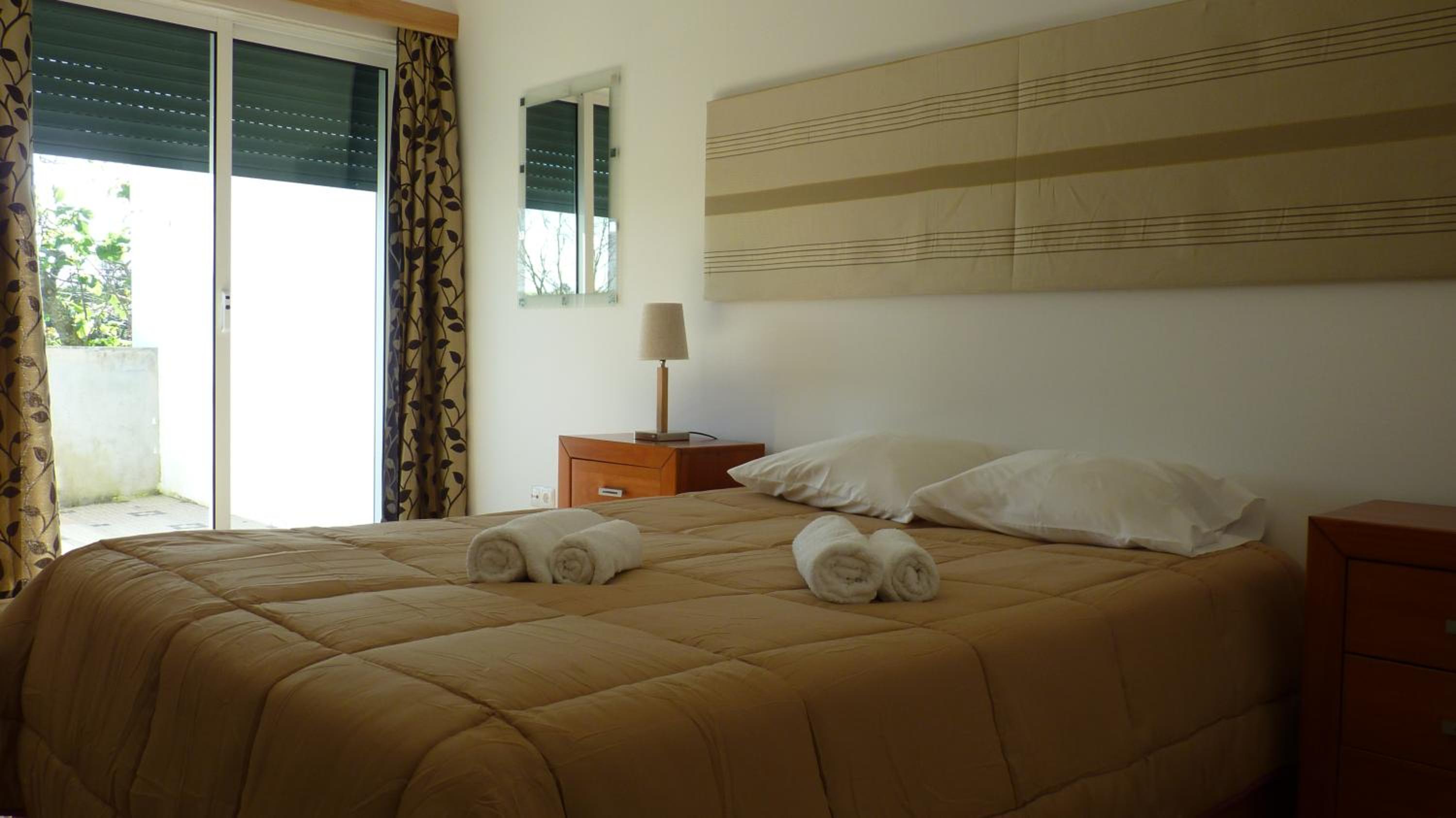 AZORES GARDEN HOUSE - Private Suites & Apartments - Automatic Self Check-in photo 33 of 78