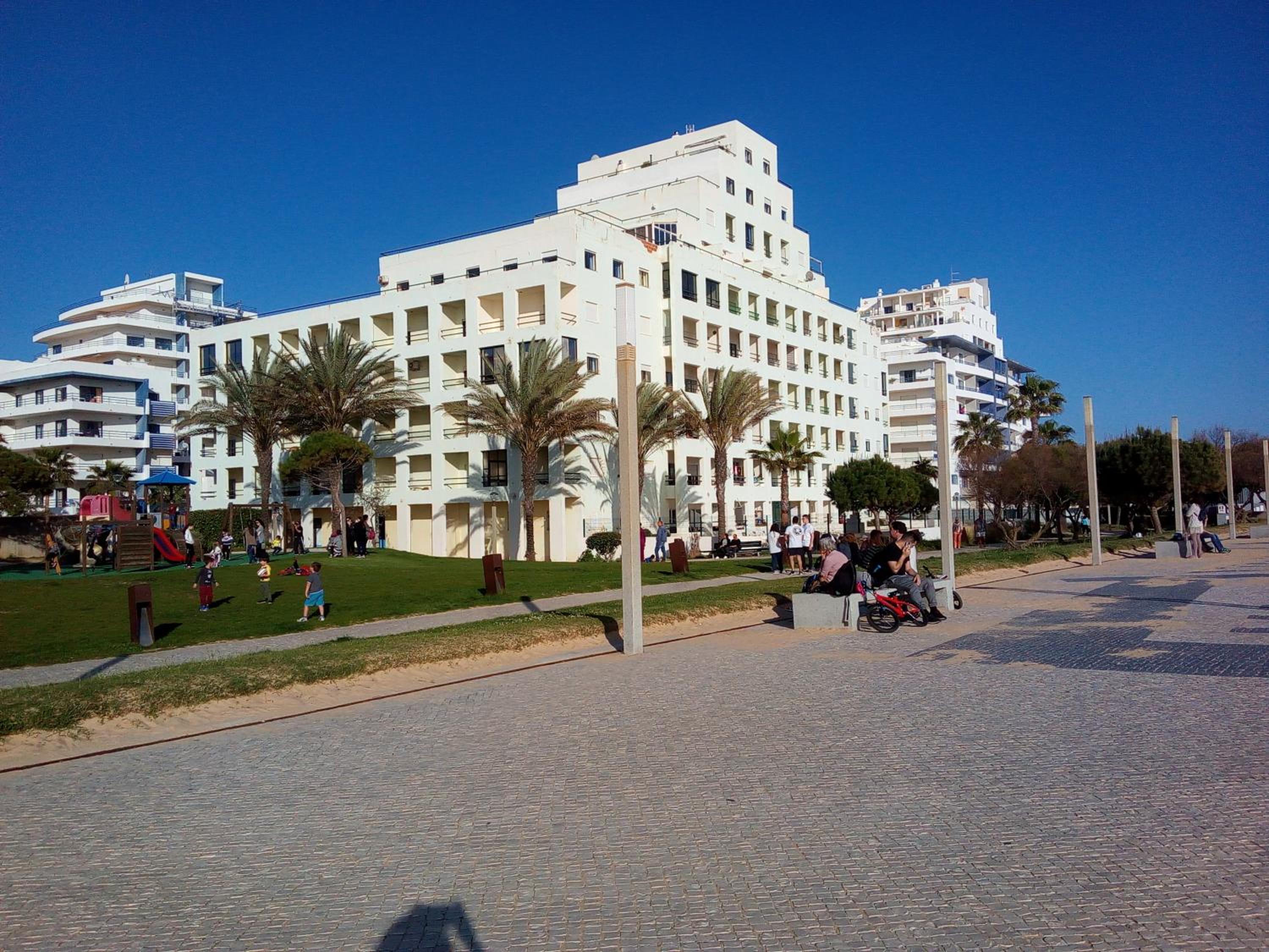 Quarteira Vacations - Cartaia Apartamento Leste - Property Image 1