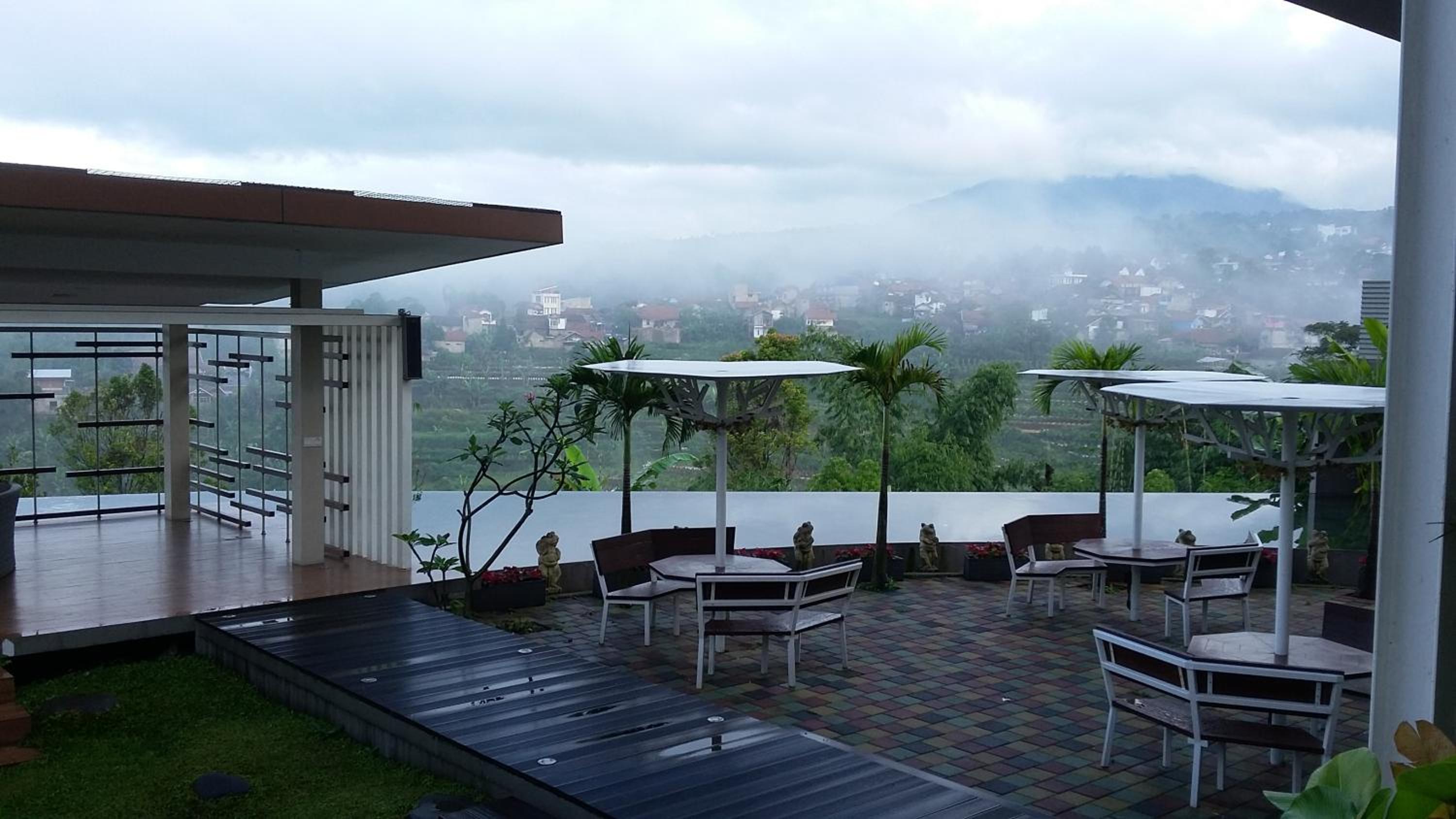 outdoor BBQ area