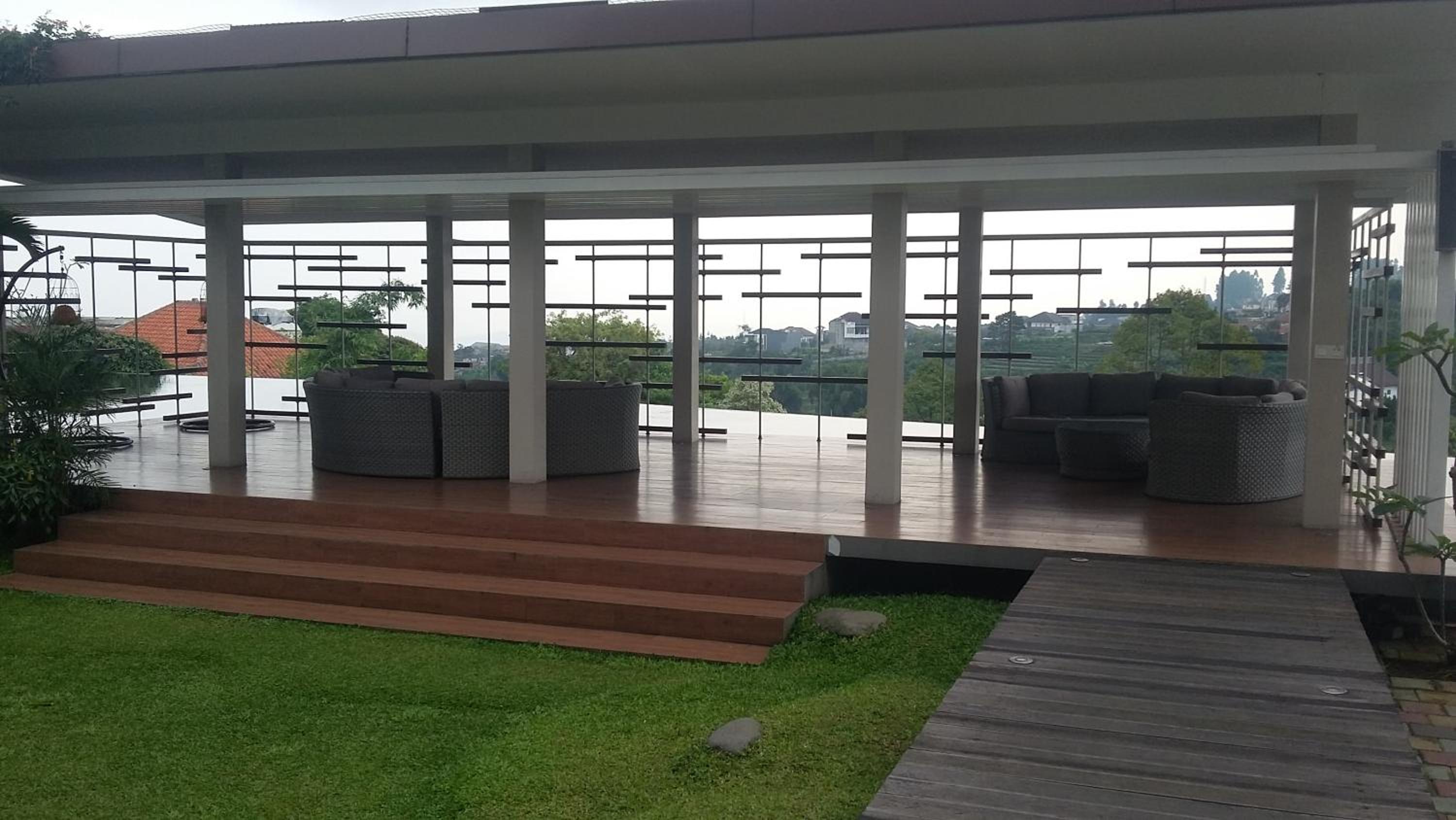 outdoor BBQ area