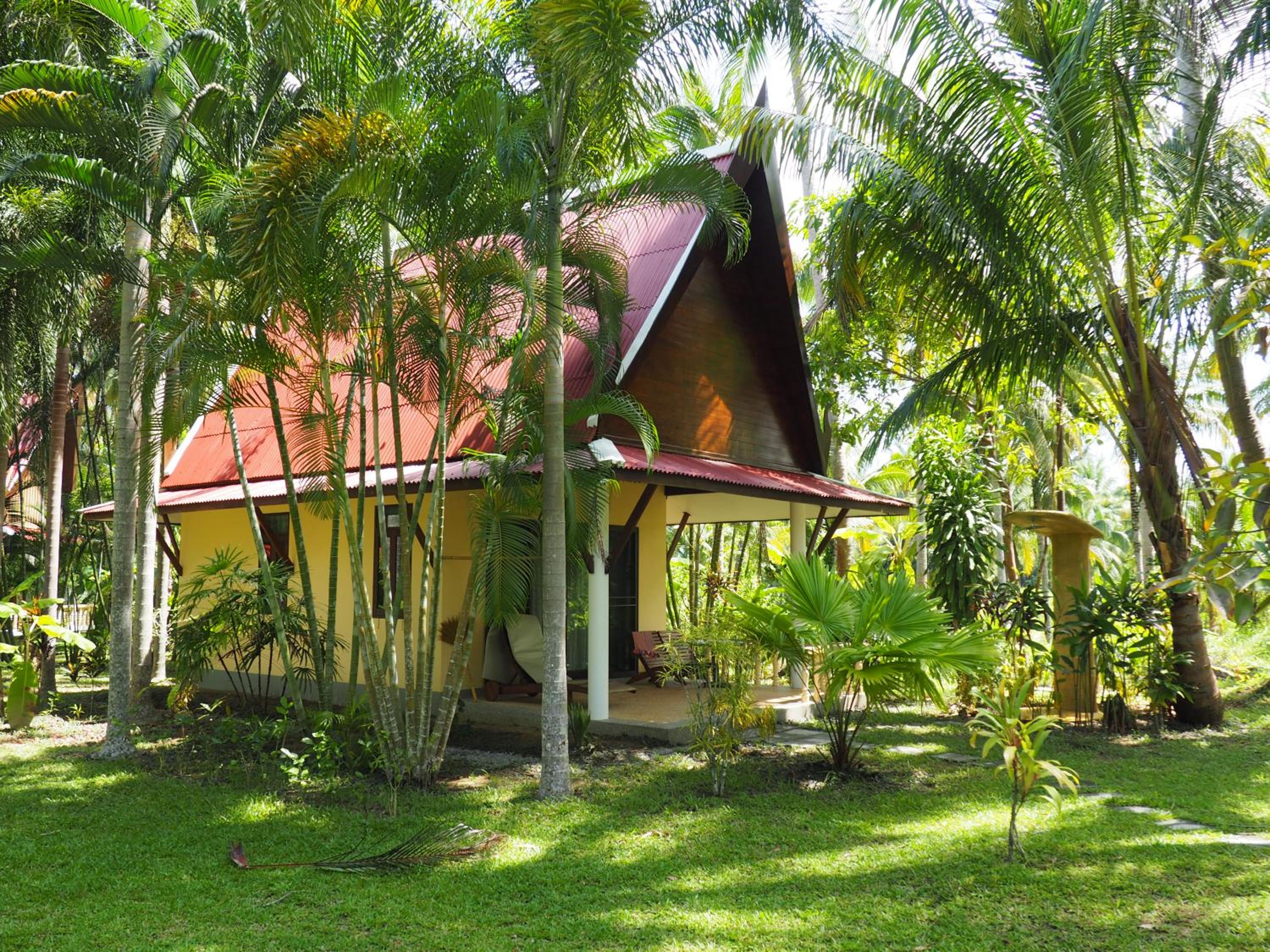 Lake View Bungalows