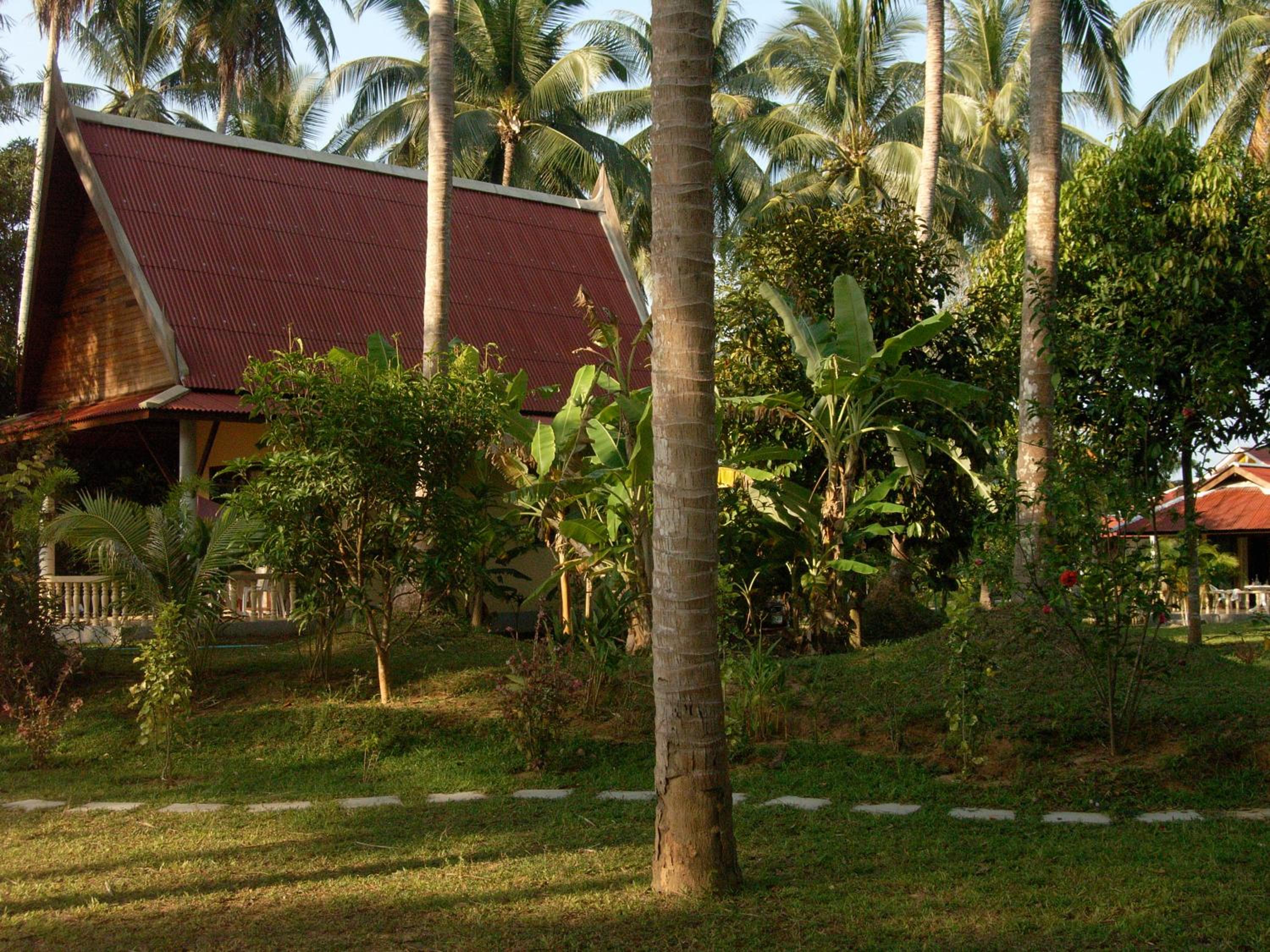 Lake View Bungalows