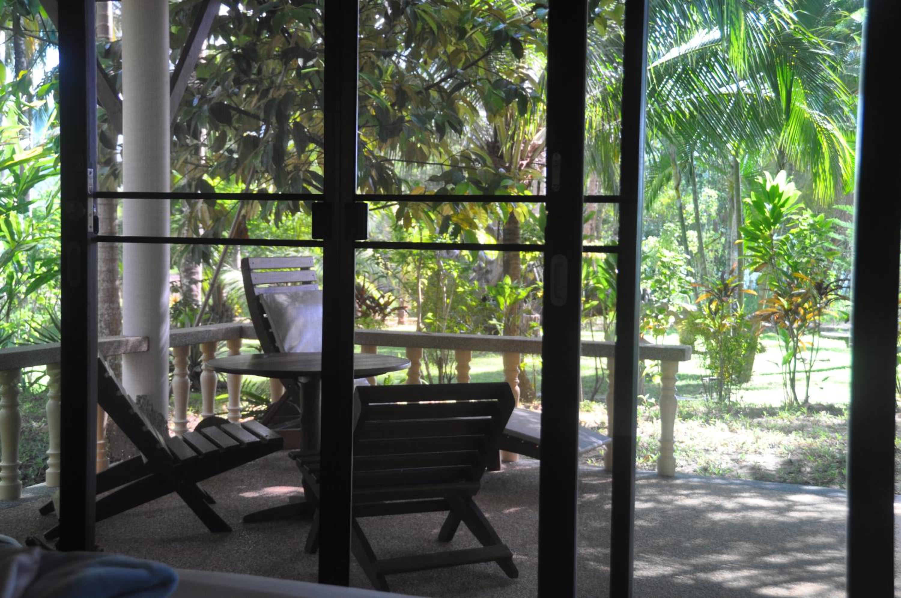 Lake View Bungalows