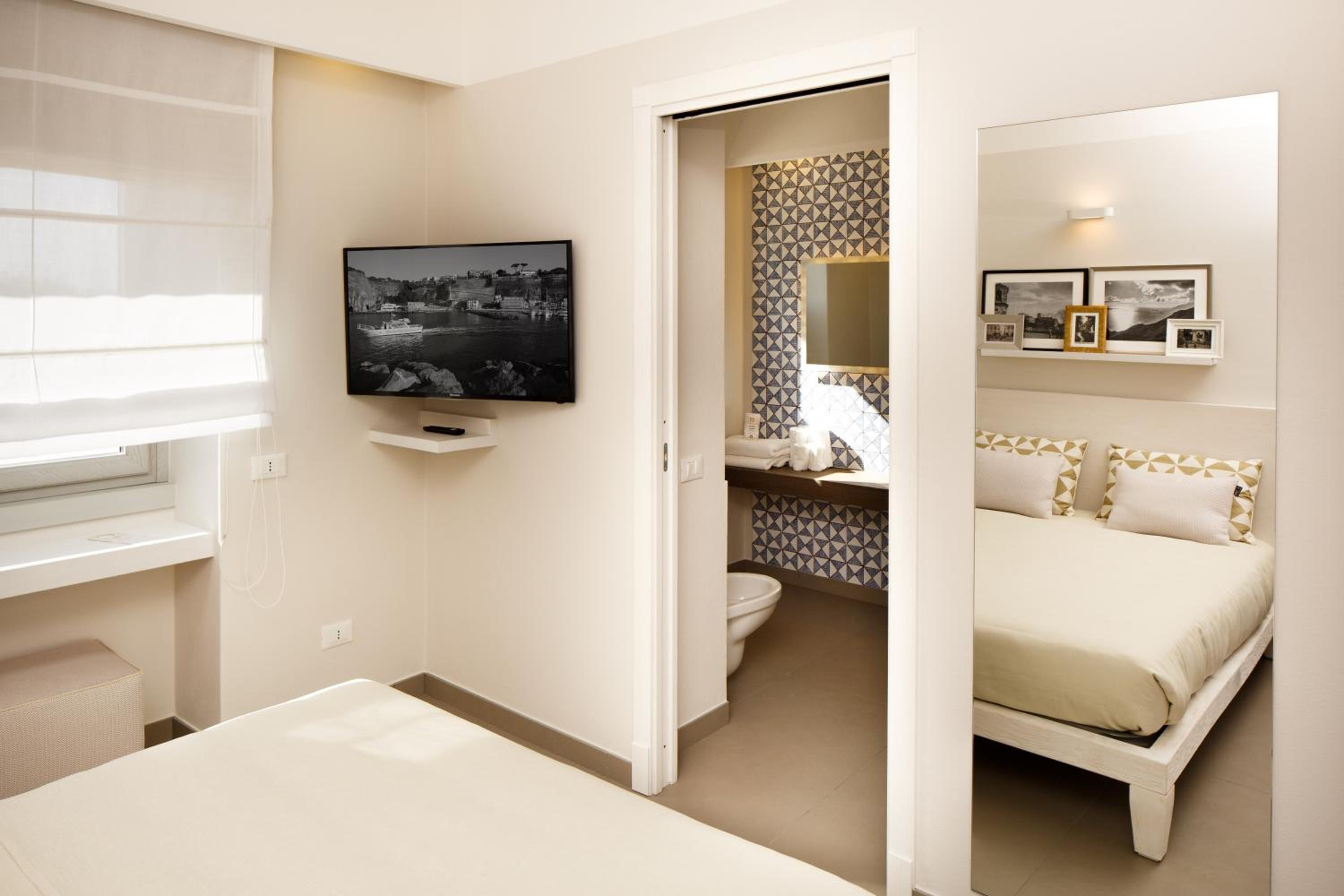 MelRose Relais
