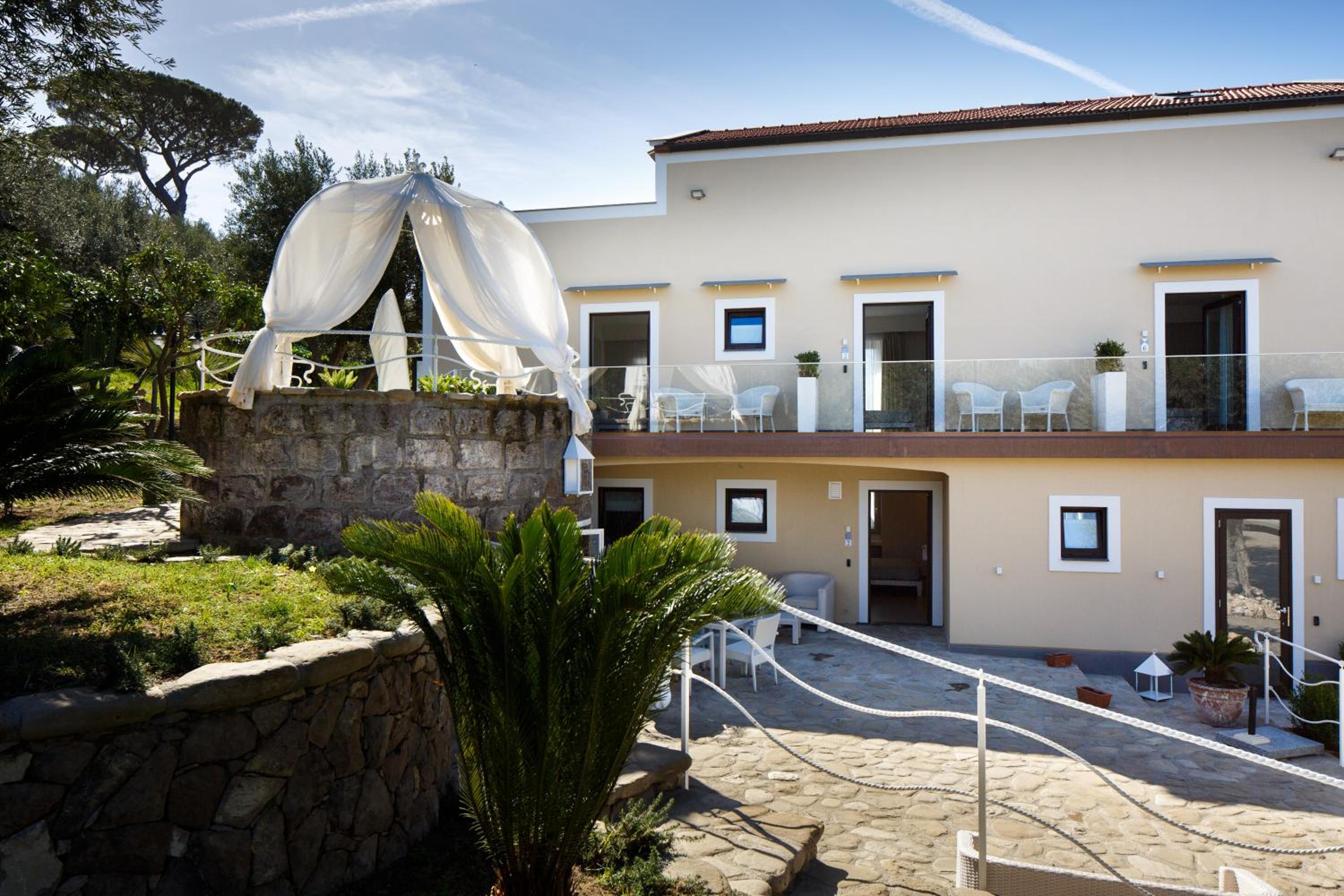 MelRose Relais