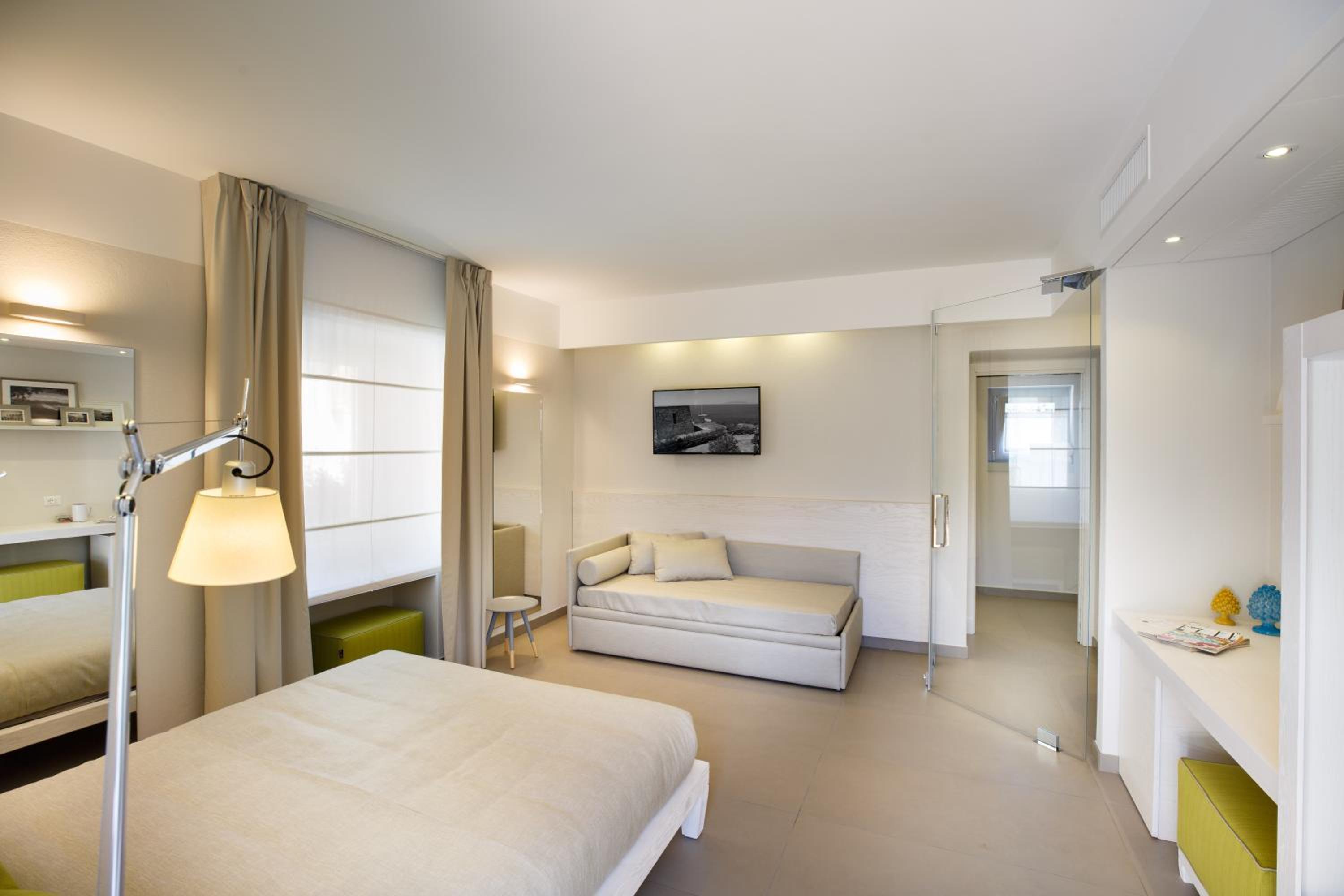 MelRose Relais