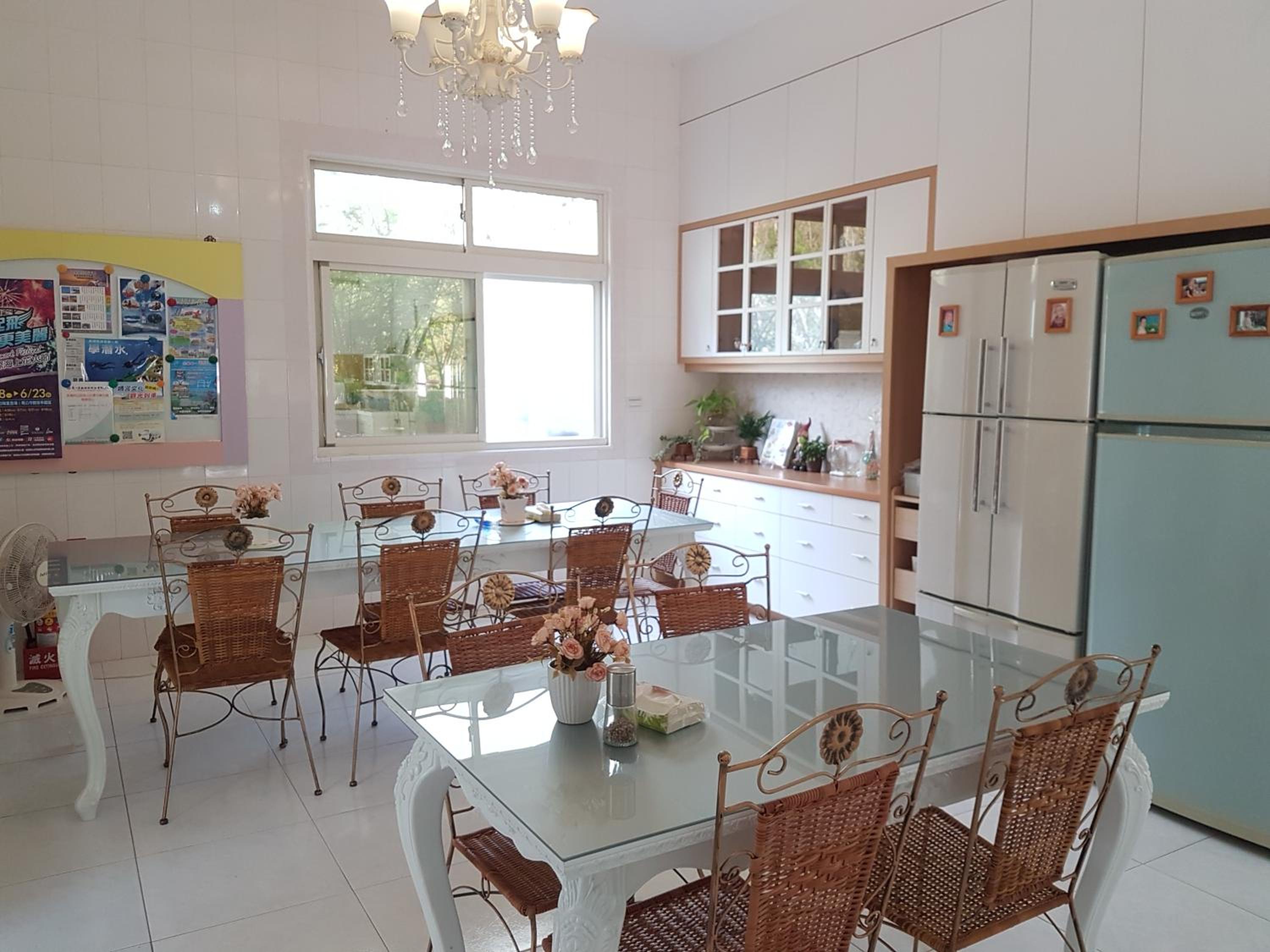 Loving Hut Paradise Island Vegan B&B