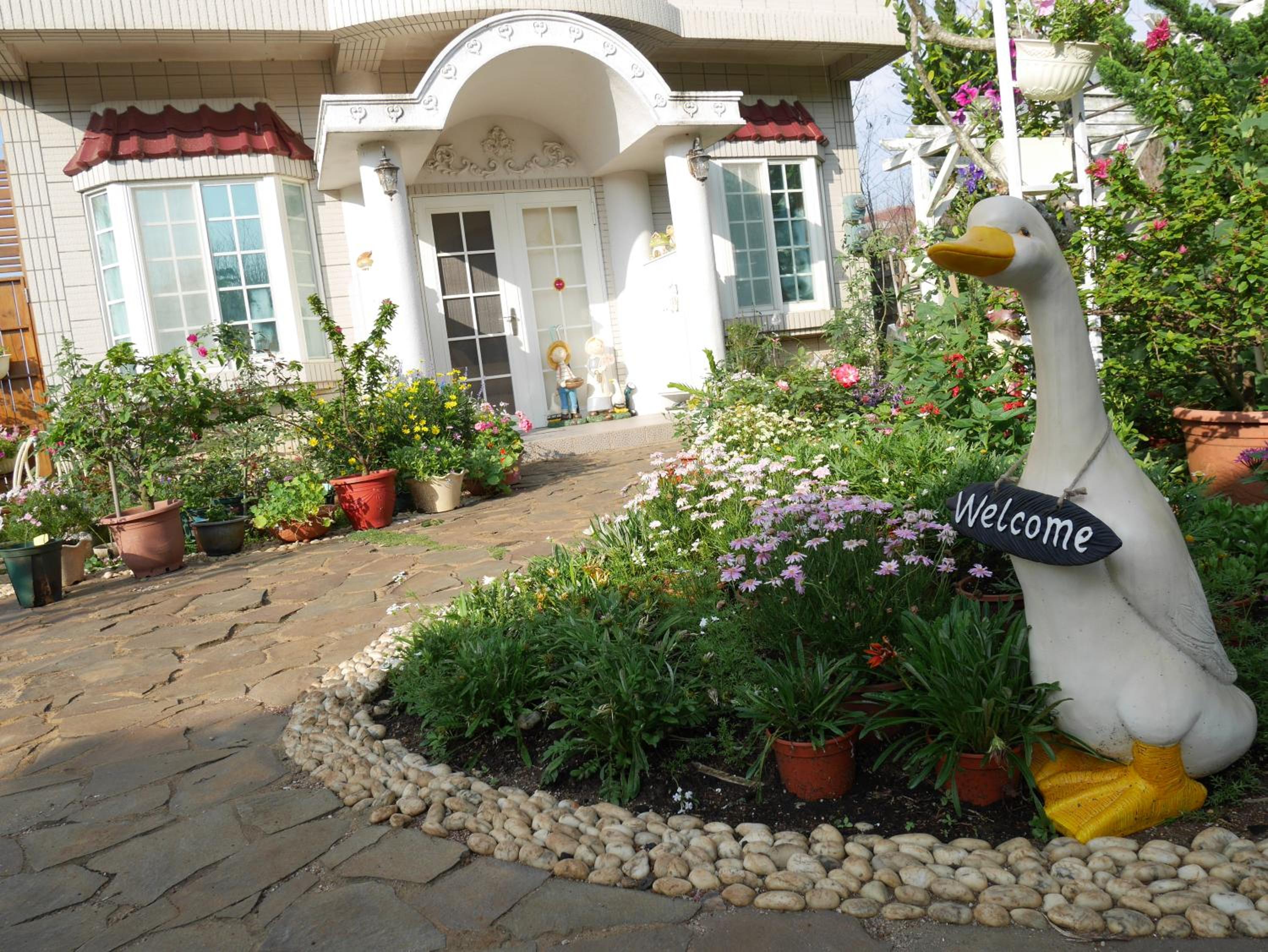 Loving Hut Paradise Island Vegan B&B