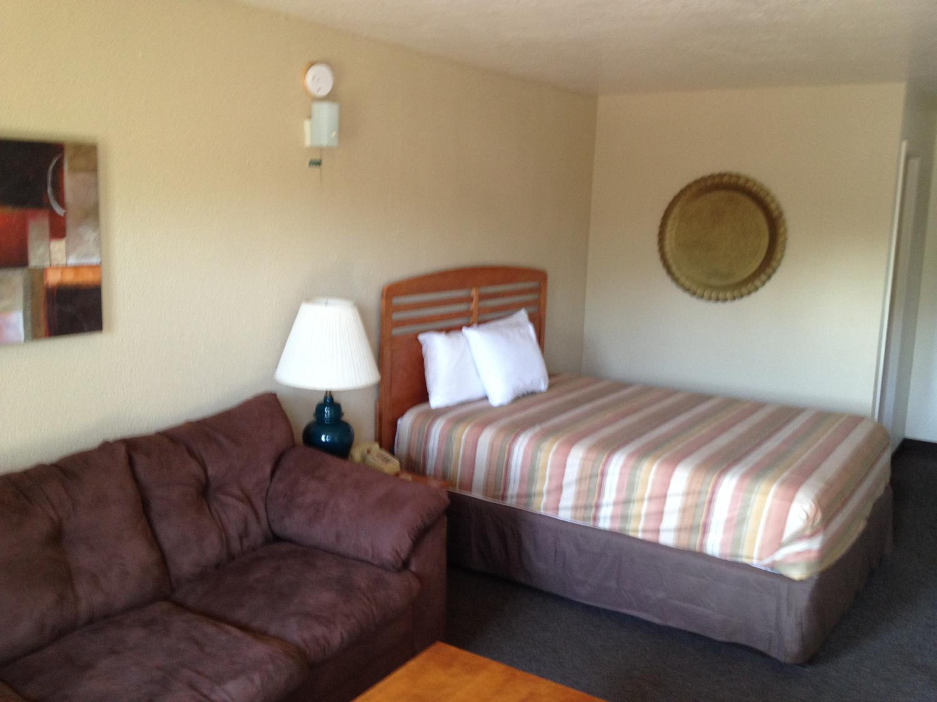 Dinner Bell Motel