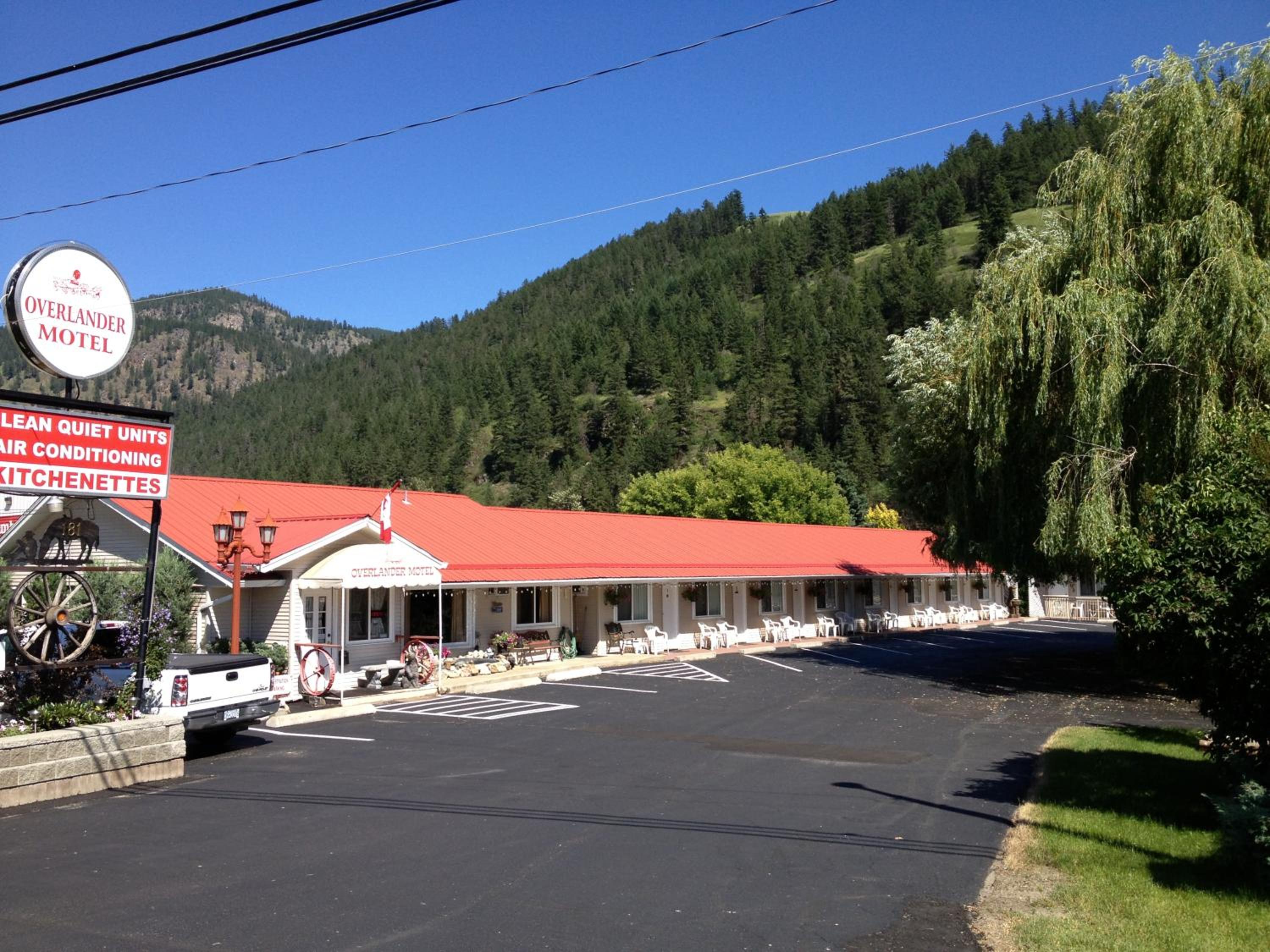 Hotel Overlander Motel - Image 1