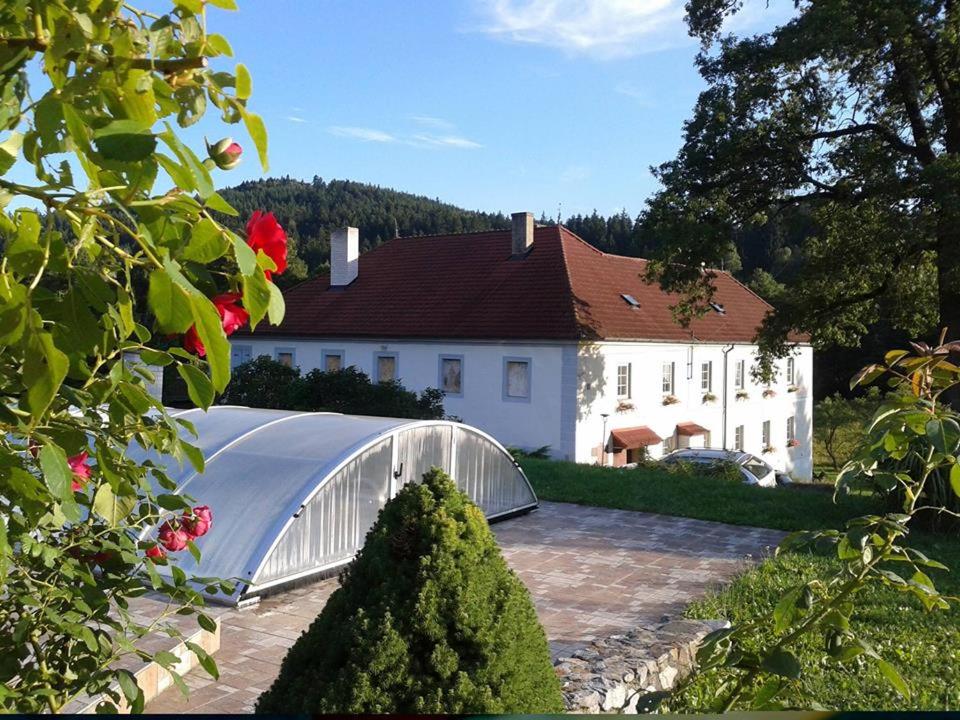 Hotel Ubytování ve Mlýně - Image 1